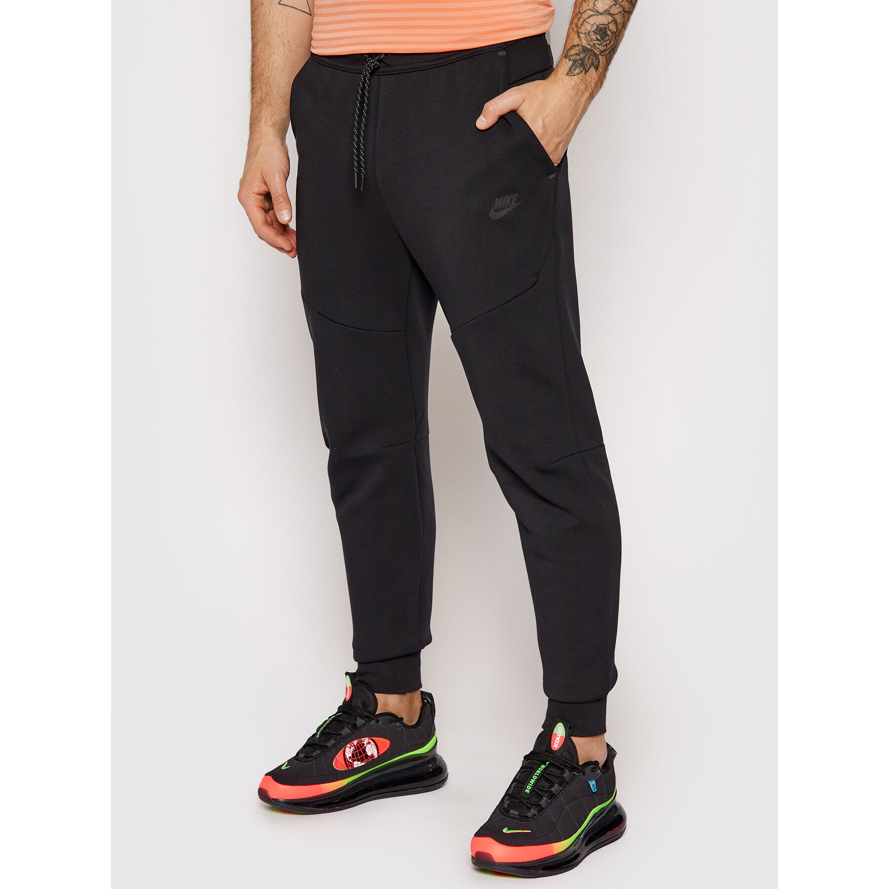 Nike Pantaloni trening Nsw Tech Fleece CU4495 Negru Slim Fit - Pled.ro