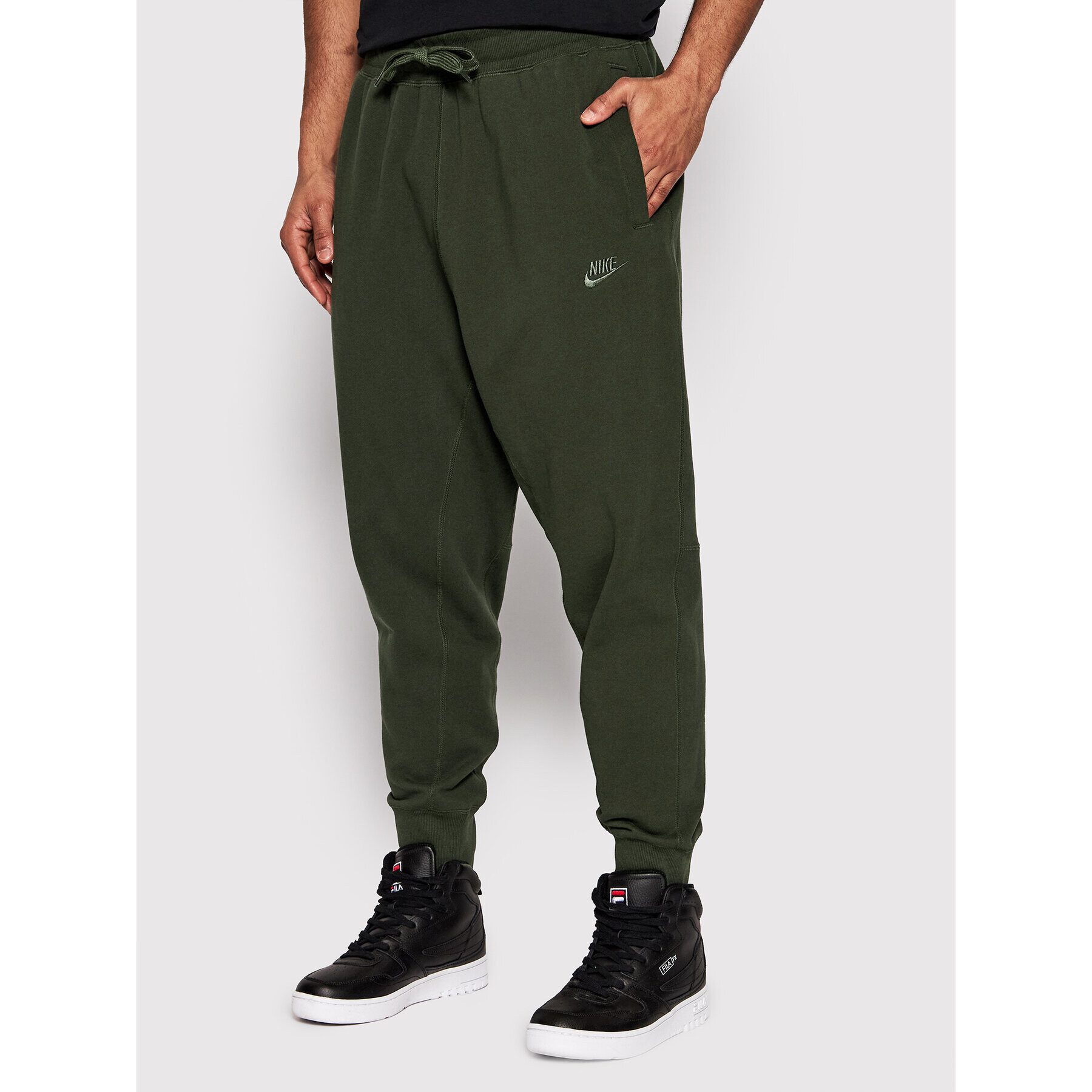 Nike Pantaloni trening Sportswear DA0019 Verde Regular Fit - Pled.ro