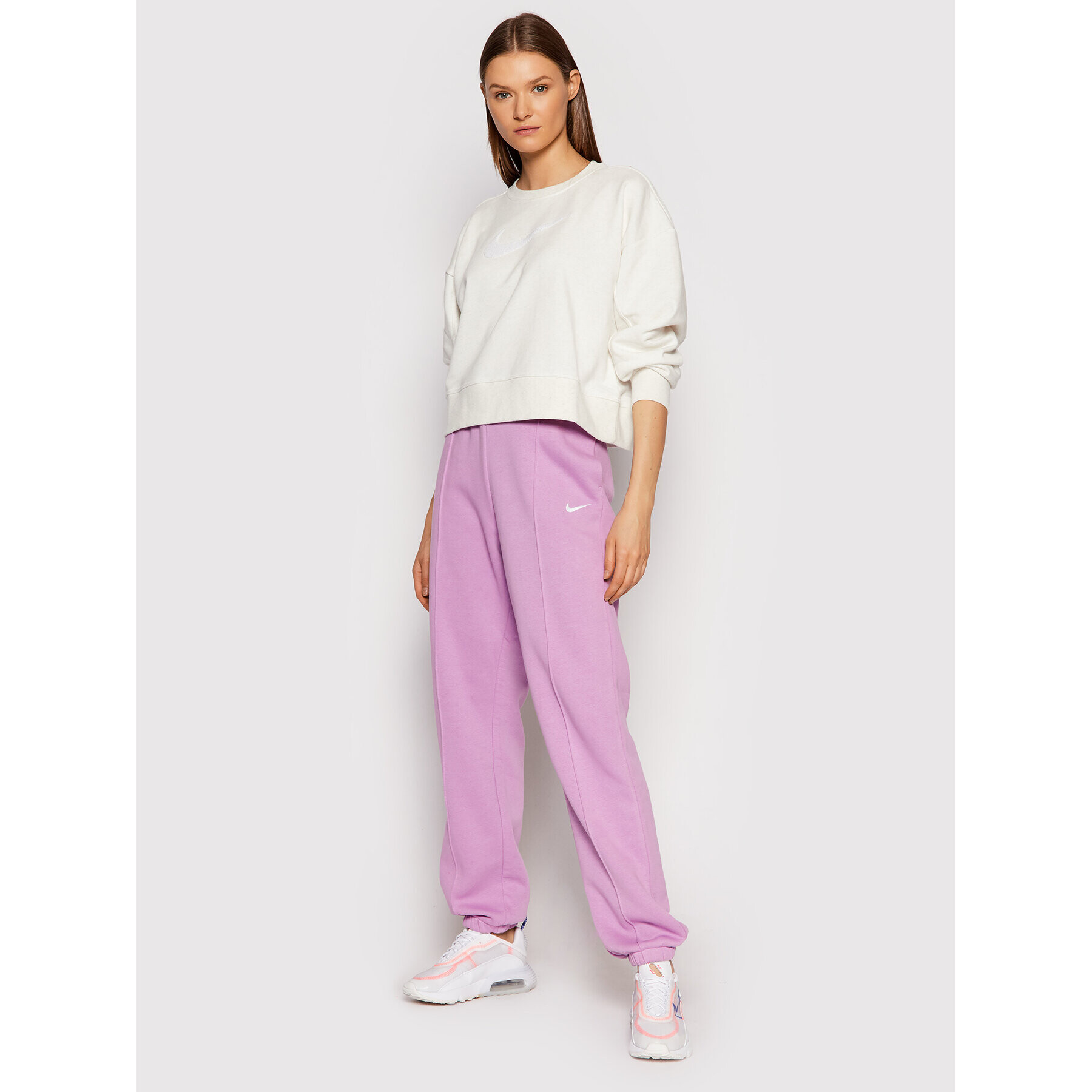 Nike Pantaloni trening Sportswear Essential BV4089 Violet Loose Fit - Pled.ro