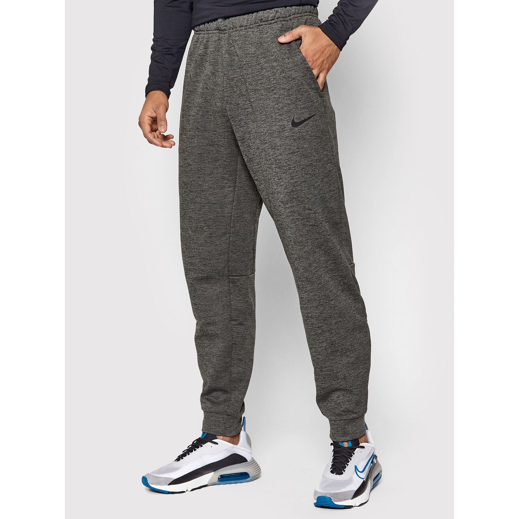 Nike Pantaloni trening Therma-FIT 932255 Gri Standard Fit - Pled.ro