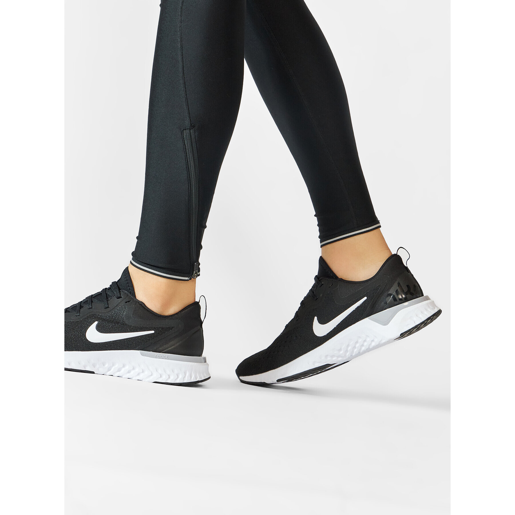 Nike Pantofi Odyssey React AO9819 001 Negru - Pled.ro