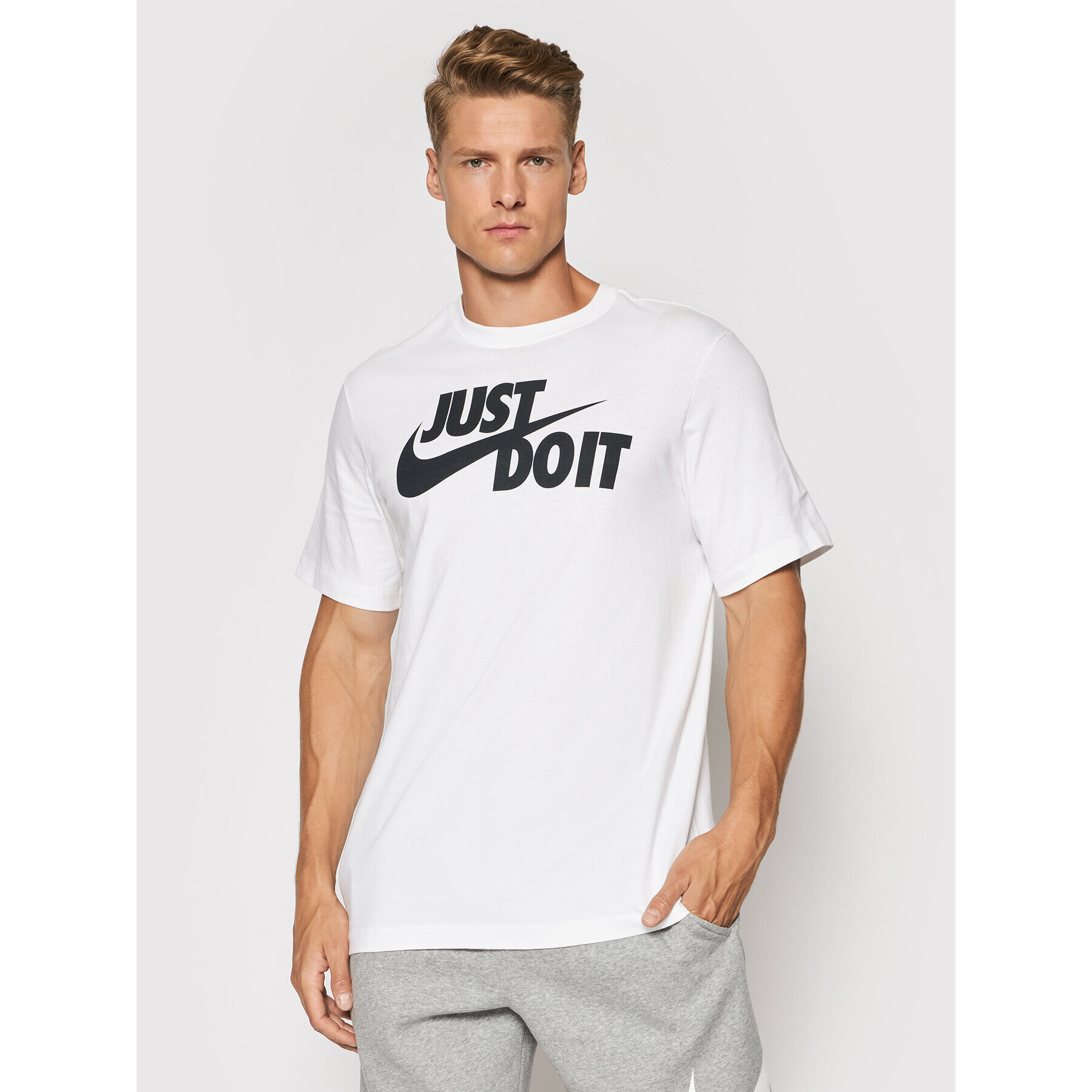 Nike Tricou Just Do It Swoosh AR5006 Alb Regular Fit - Pled.ro