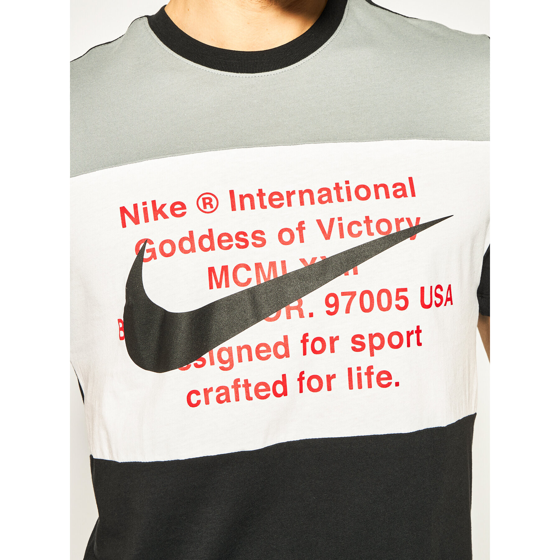 Nike Tricou Nsw Swoosh CU9736 Colorat Standard Fit - Pled.ro