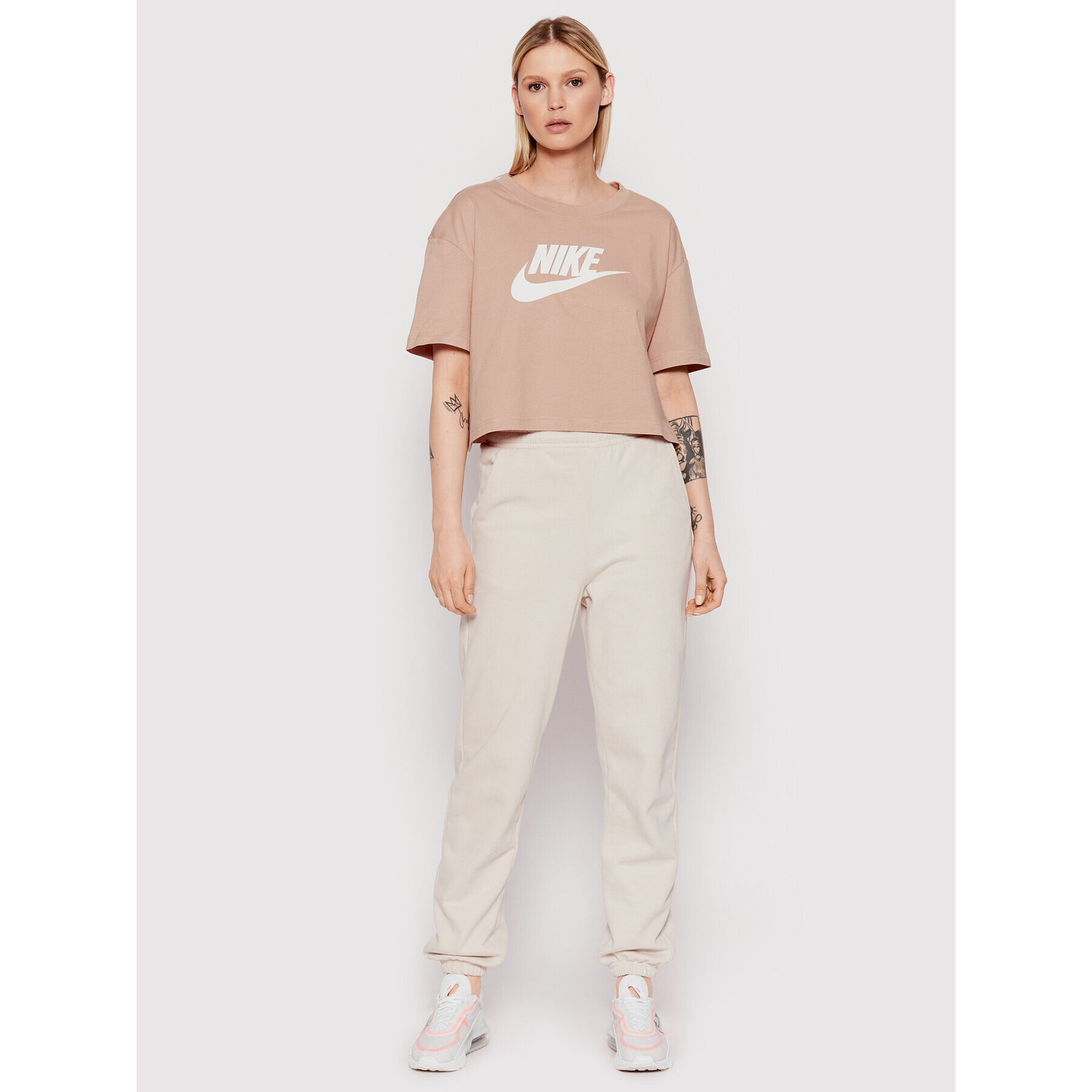 Nike Tricou Sportswear Essential BV6175 Roz Loose Fit - Pled.ro