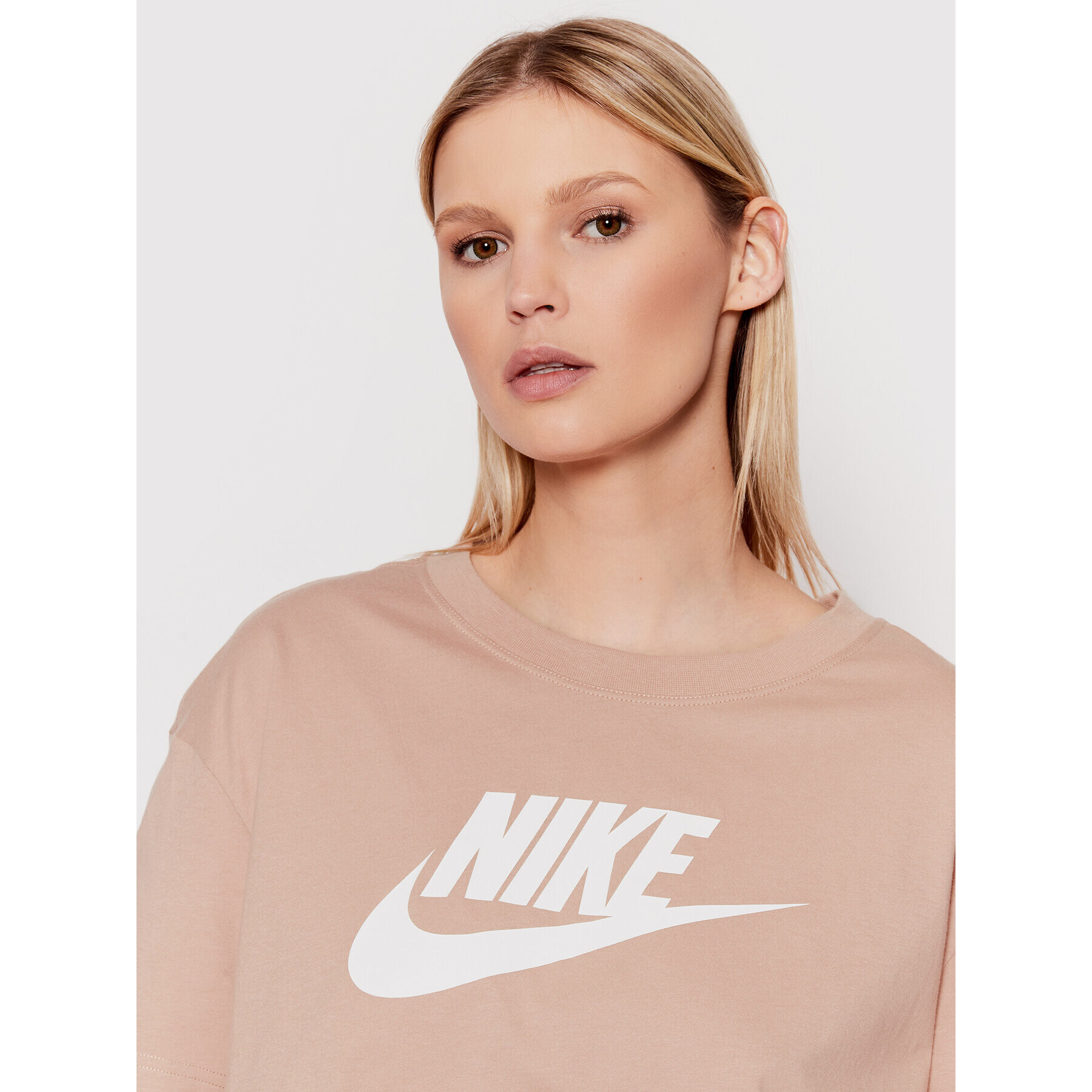 Nike Tricou Sportswear Essential BV6175 Roz Loose Fit - Pled.ro