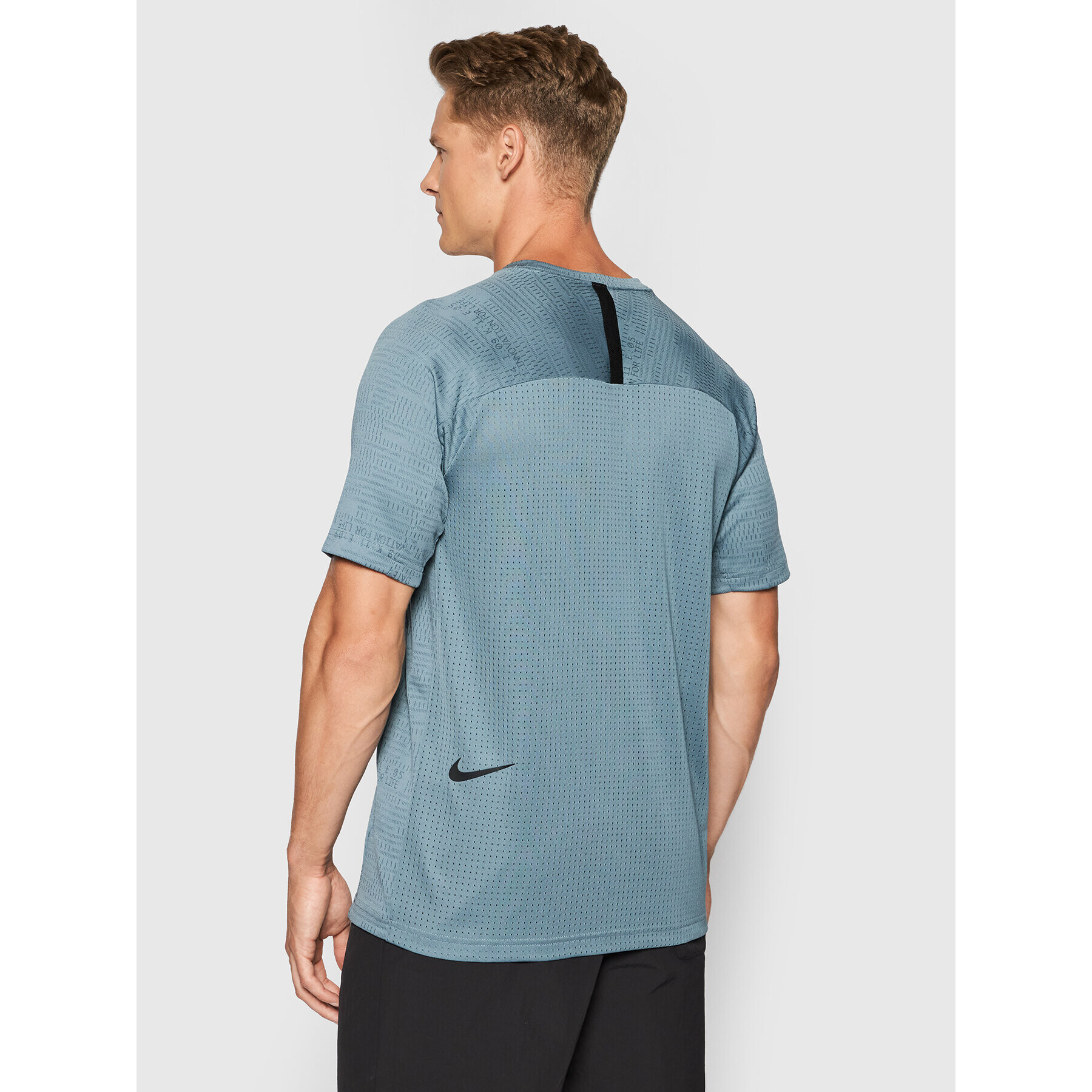 Nike Tricou Tech Pack CU3764 Albastru Standard Fit - Pled.ro