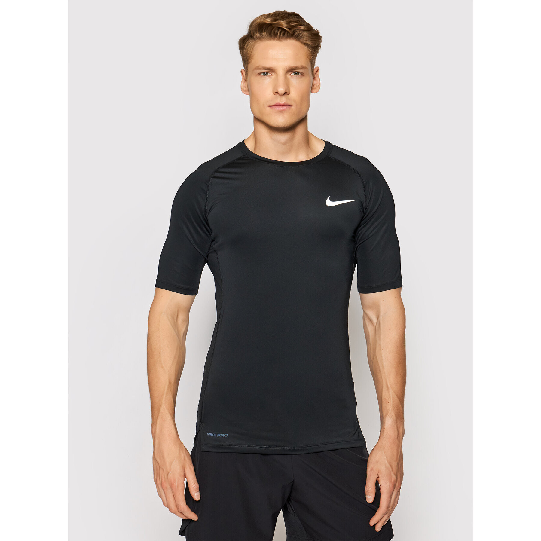 Nike Tricou tehnic Pro BV5631 Negru Tight Fit - Pled.ro