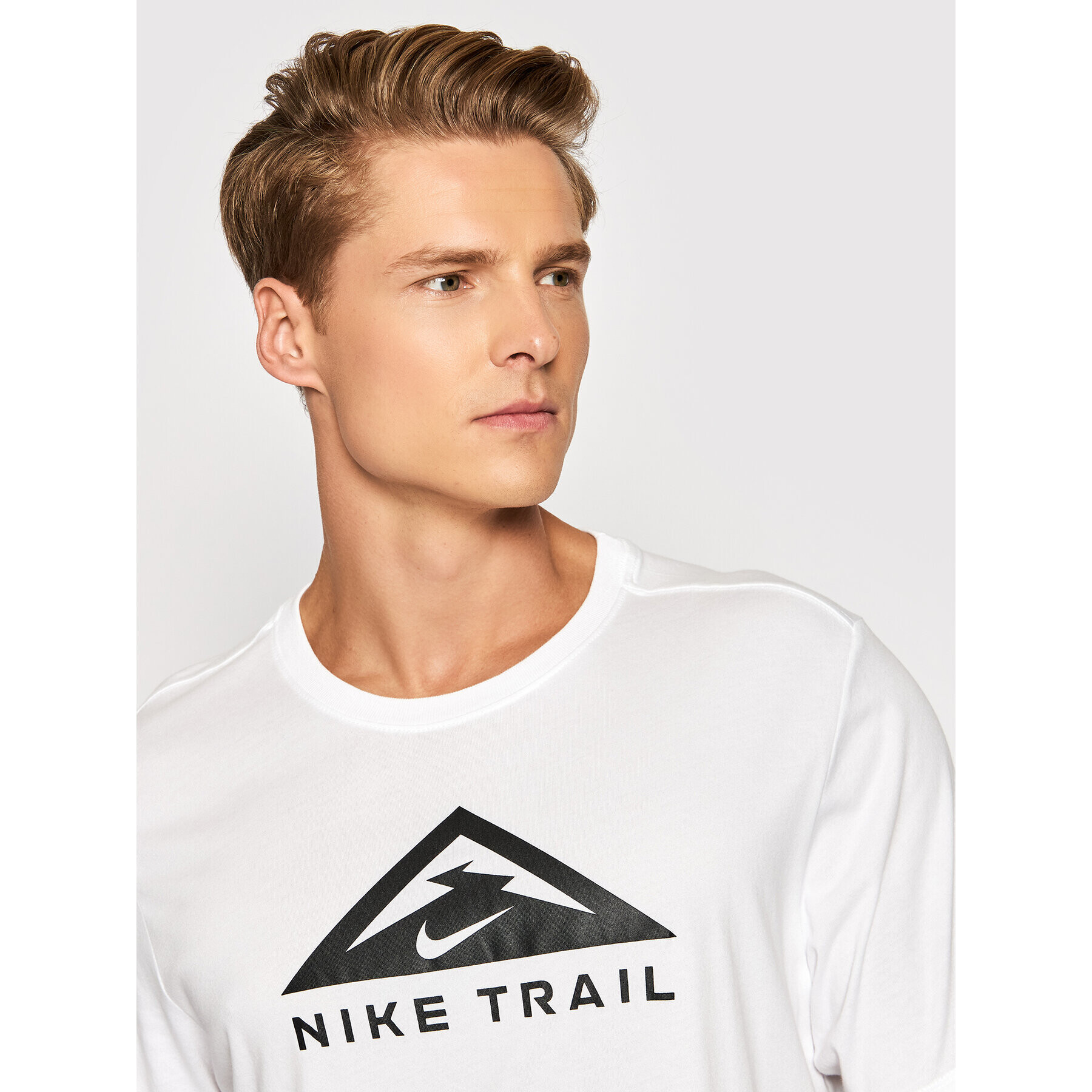 Nike Tricou Trail CZ9802 Alb Standard Fit - Pled.ro