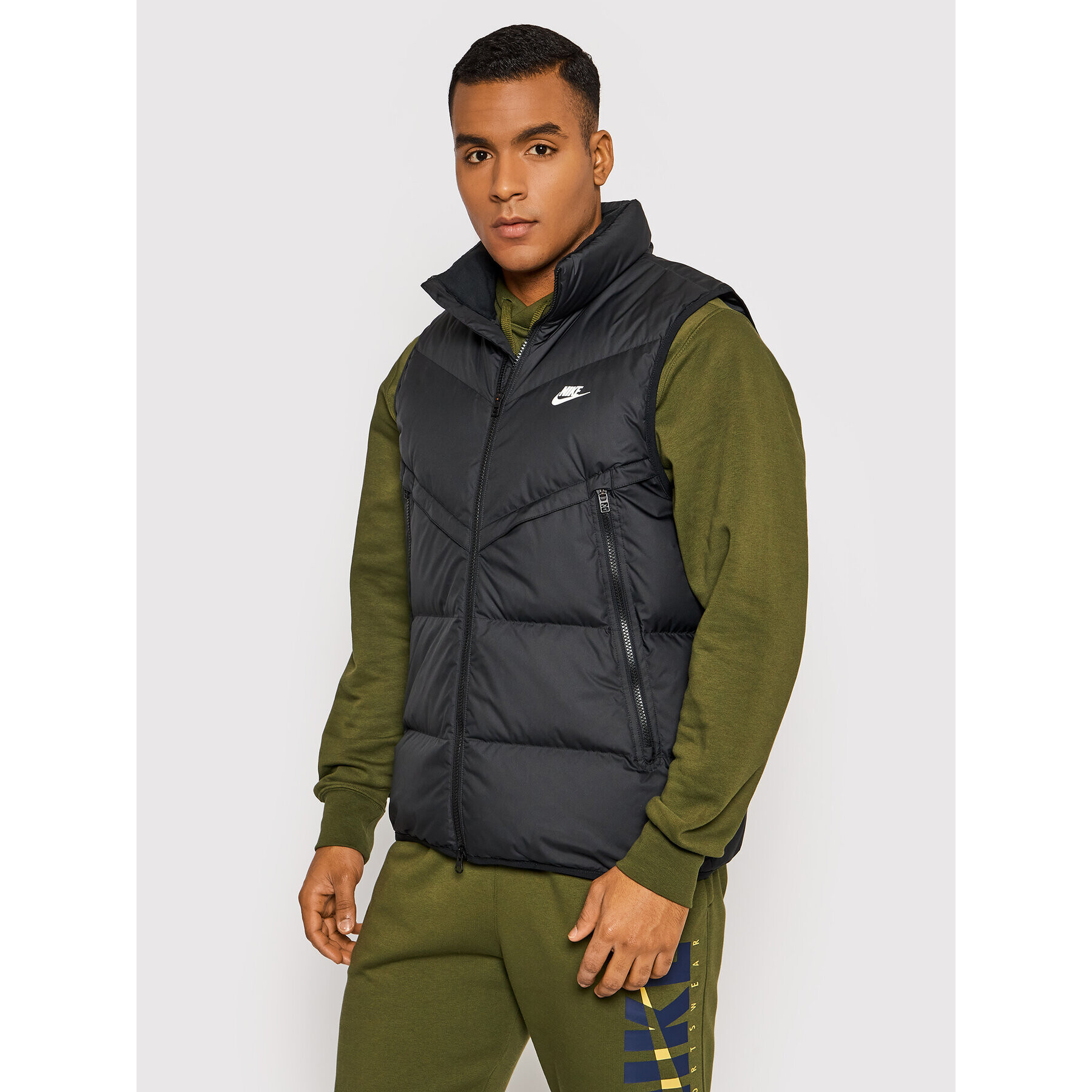 Nike Vestă Storm-Fit Windrunner DD6817 Negru Regular Fit - Pled.ro