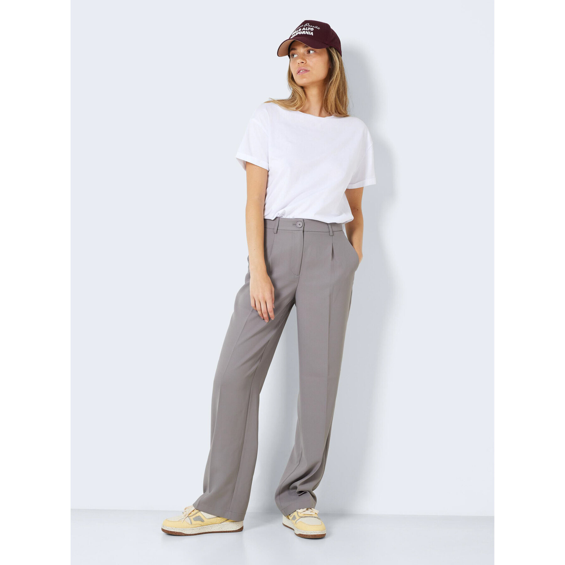 Noisy May Pantaloni din material Drewie 27022757 Gri Relaxed Fit - Pled.ro