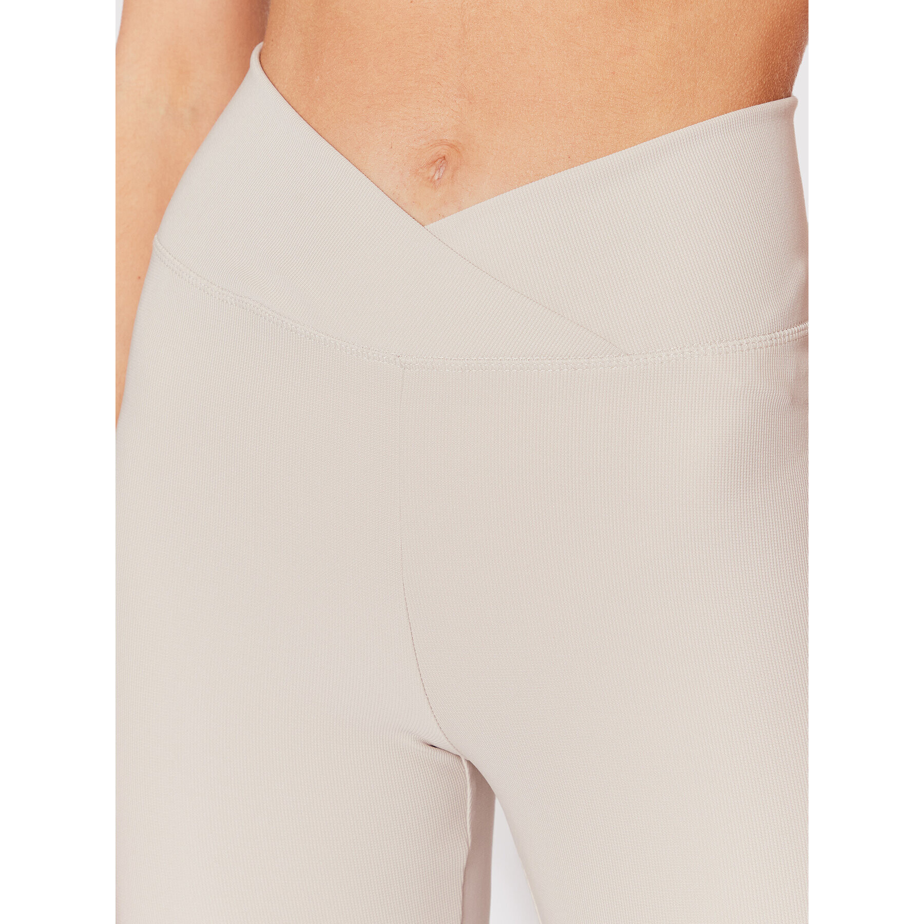 Noisy May Pantaloni scurți sport Sallie 27021464 Bej Slim Fit - Pled.ro