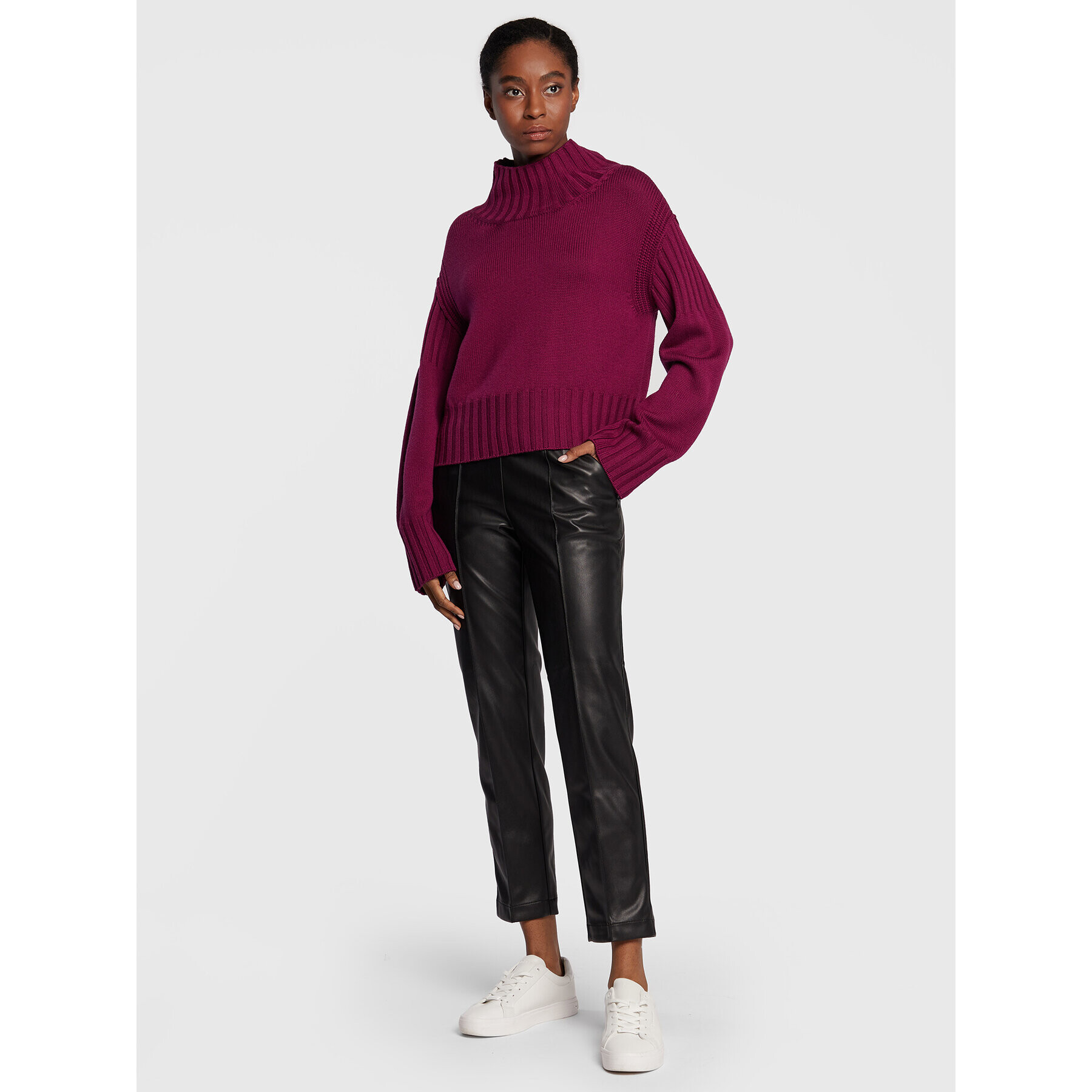 Olsen Pantaloni din imitație de piele Lisa 14002019 Negru Straight Fit - Pled.ro