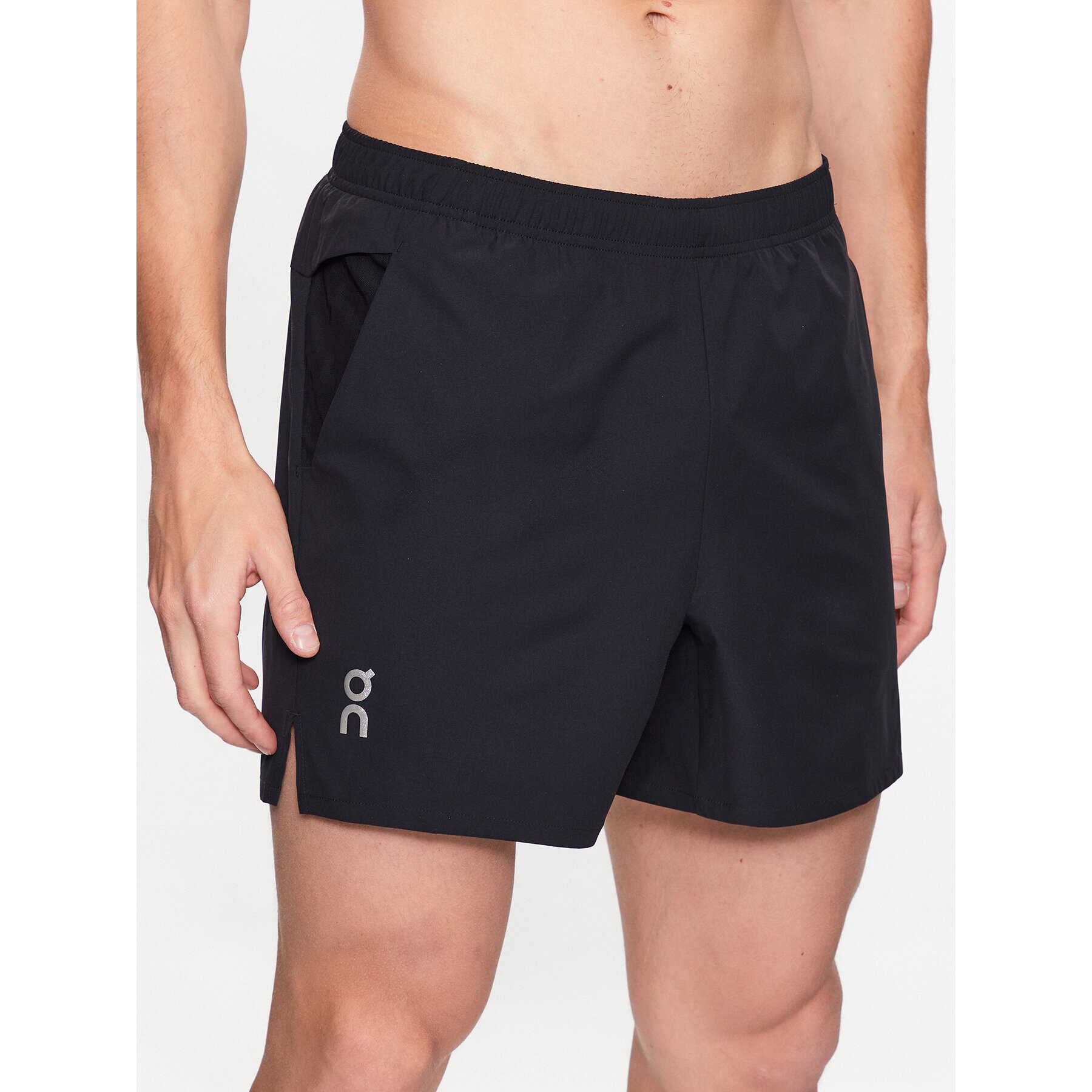 On Pantali scurți sport Essential Shorts M 1MD10120553 Negru Regular Fit - Pled.ro