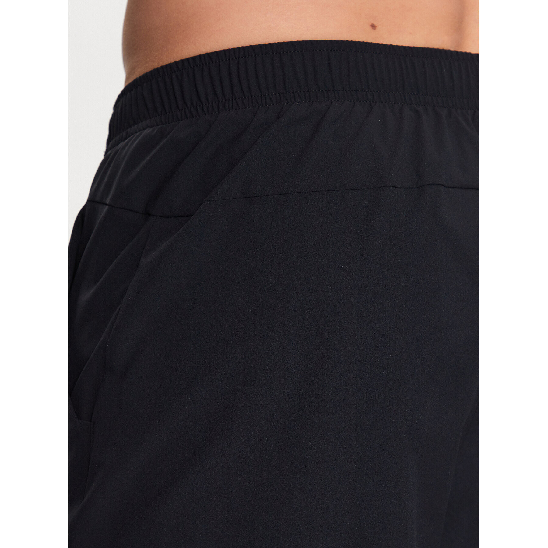 On Pantali scurți sport Essential Shorts M 1MD10120553 Negru Regular Fit - Pled.ro