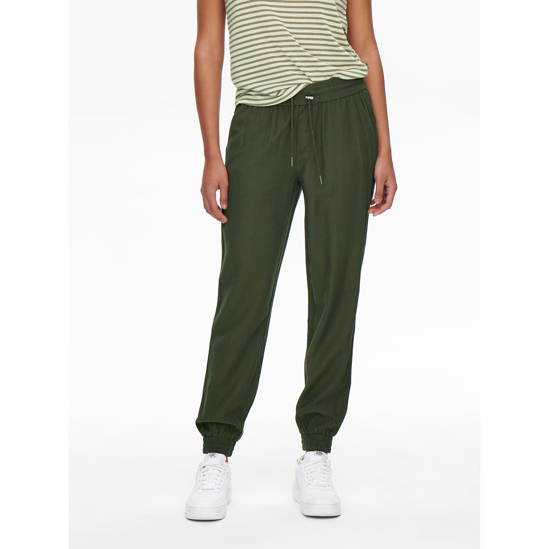 ONLY Pantaloni trening 15203946 Verde Regular Fit - Pled.ro