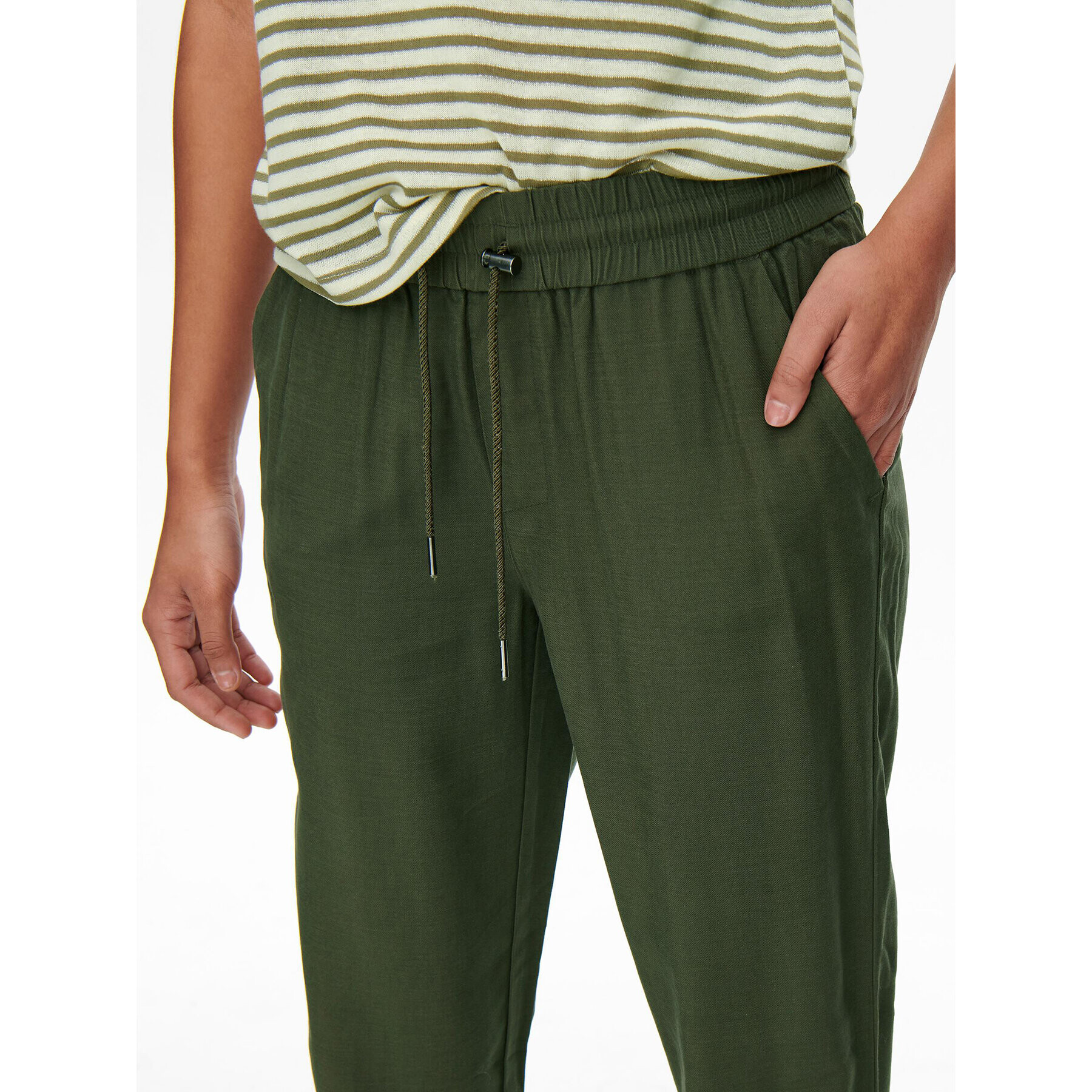 ONLY Pantaloni trening 15203946 Verde Regular Fit - Pled.ro