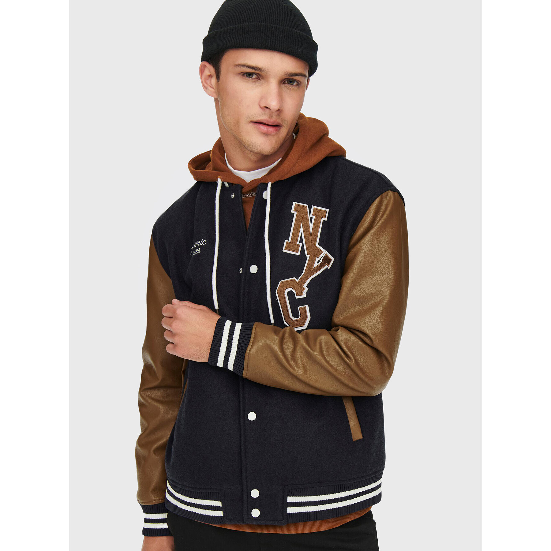 Only & Sons Geacă bomber Jay Varsity 22022572 Bleumarin Regular Fit - Pled.ro