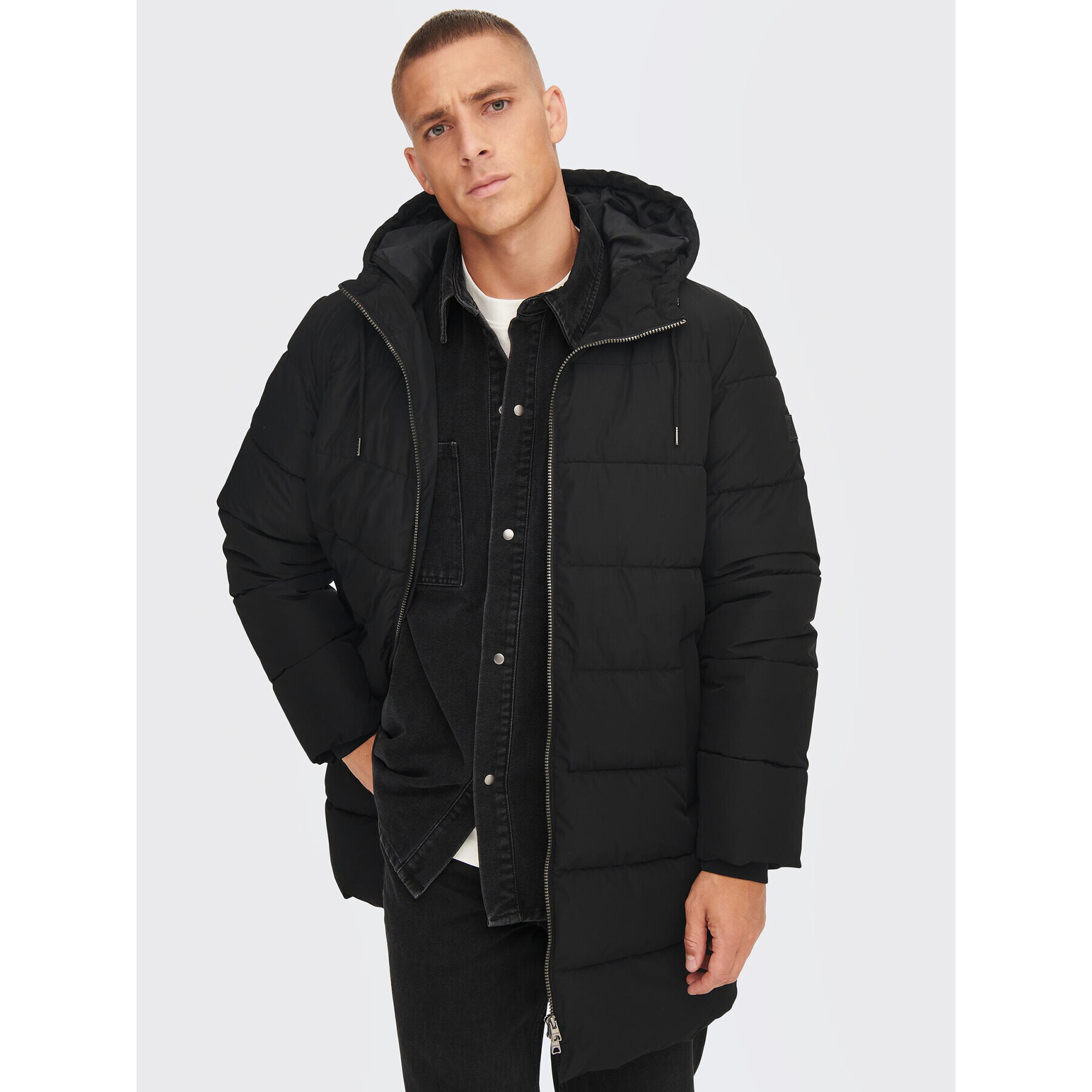 Only & Sons Geacă din puf Melvin 22022100 Negru Regular Fit - Pled.ro