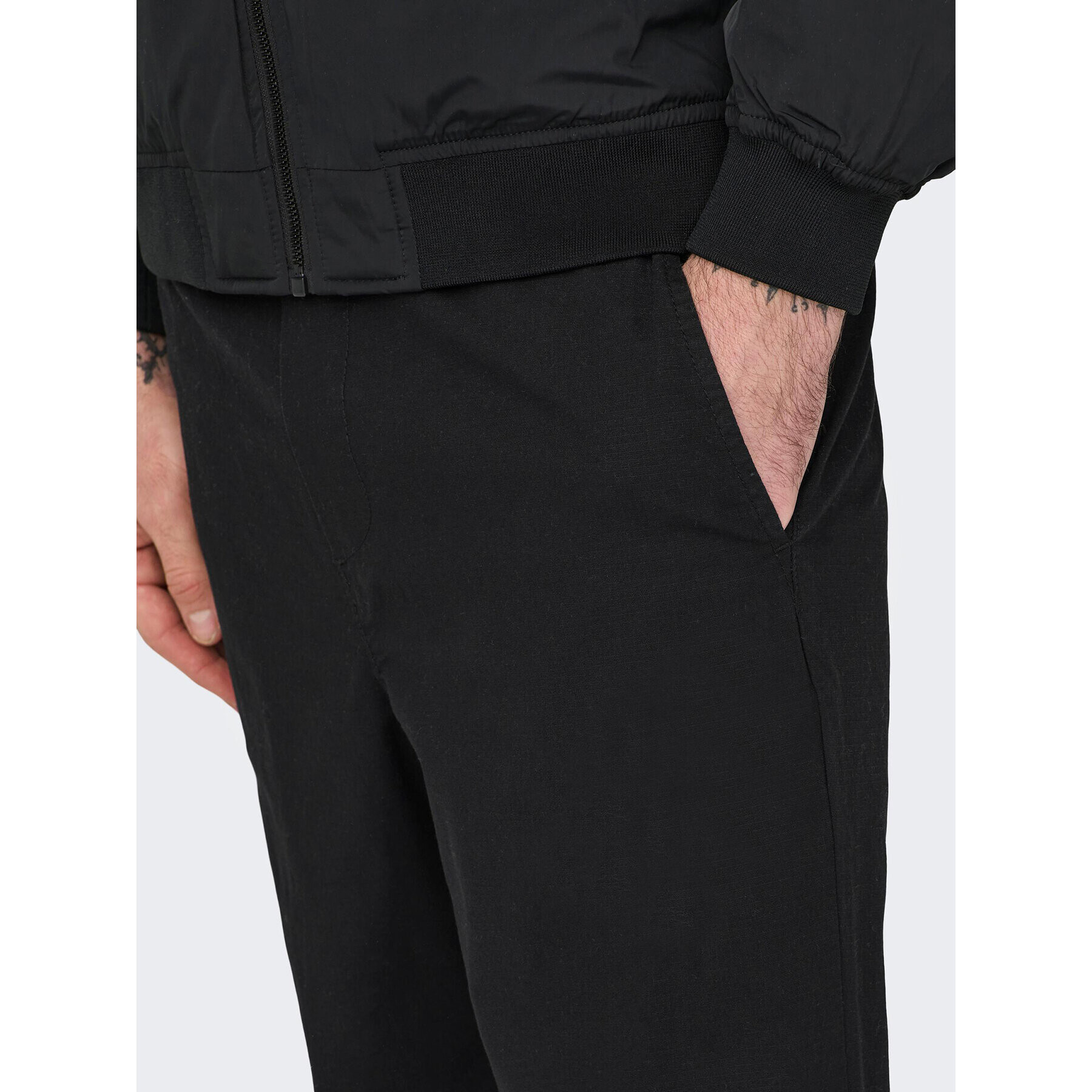 Only & Sons Pantaloni din material 22024315 Negru Tapered Fit - Pled.ro