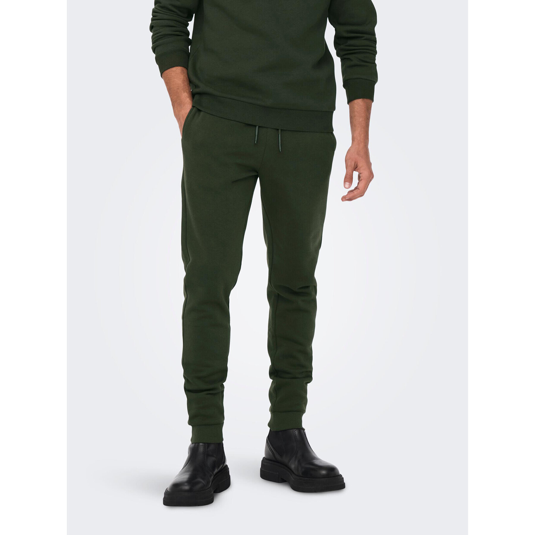 Only & Sons Pantaloni trening Ceres 22018686 Verde Regular Fit - Pled.ro