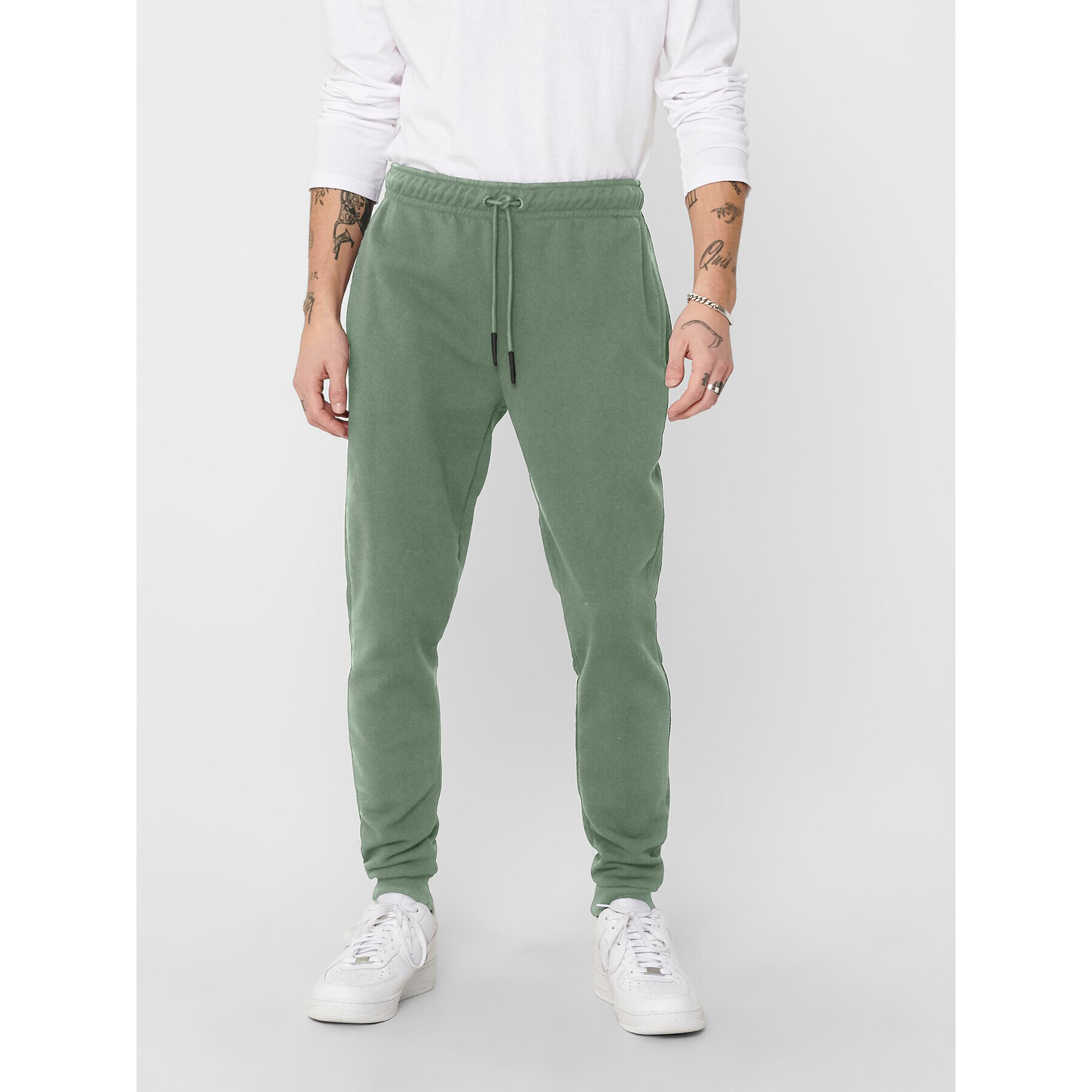 Only & Sons Pantaloni trening Ceres 22018686 Verde Regular Fit - Pled.ro