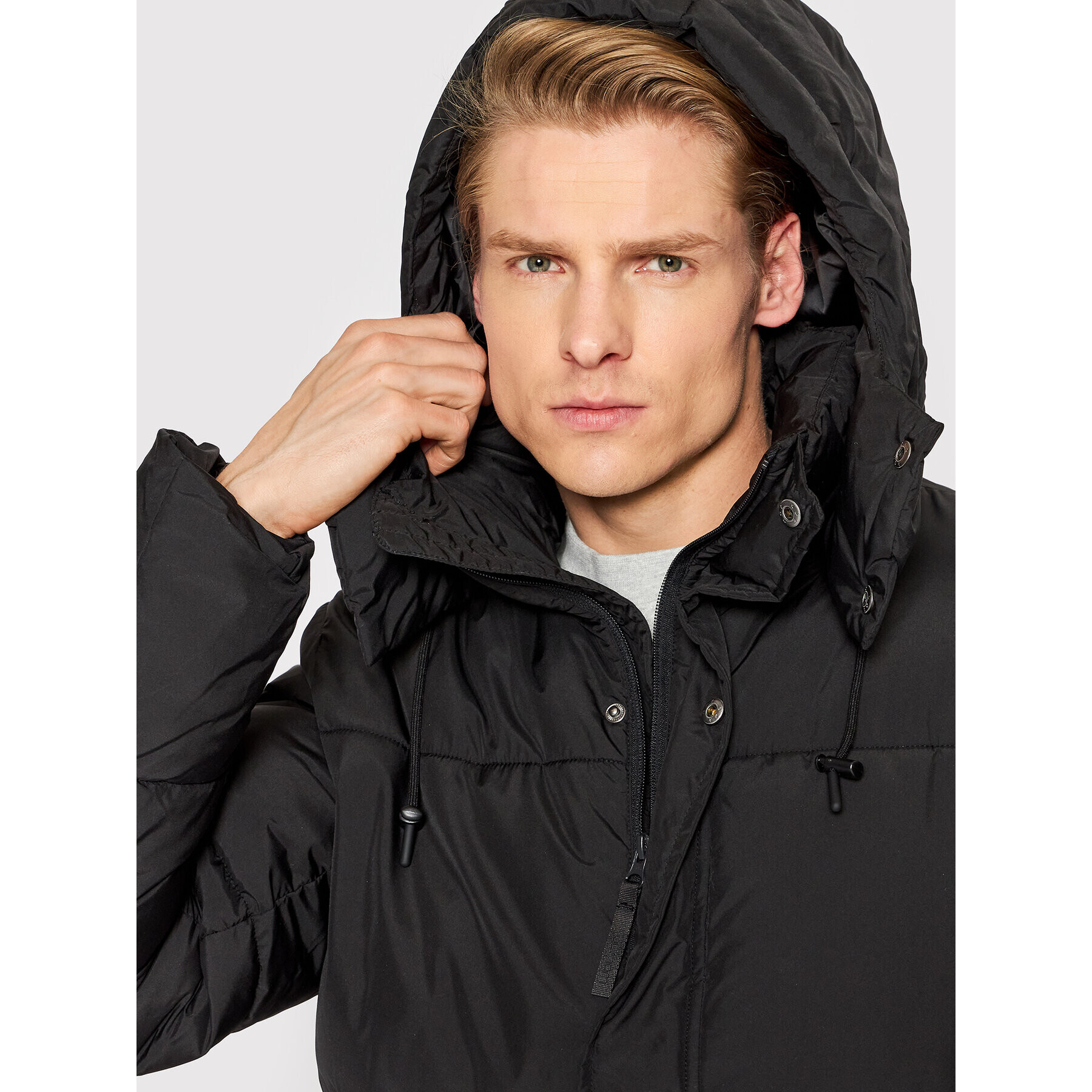 Outhorn Geacă din puf KUMP603 Negru Relaxed Fit - Pled.ro