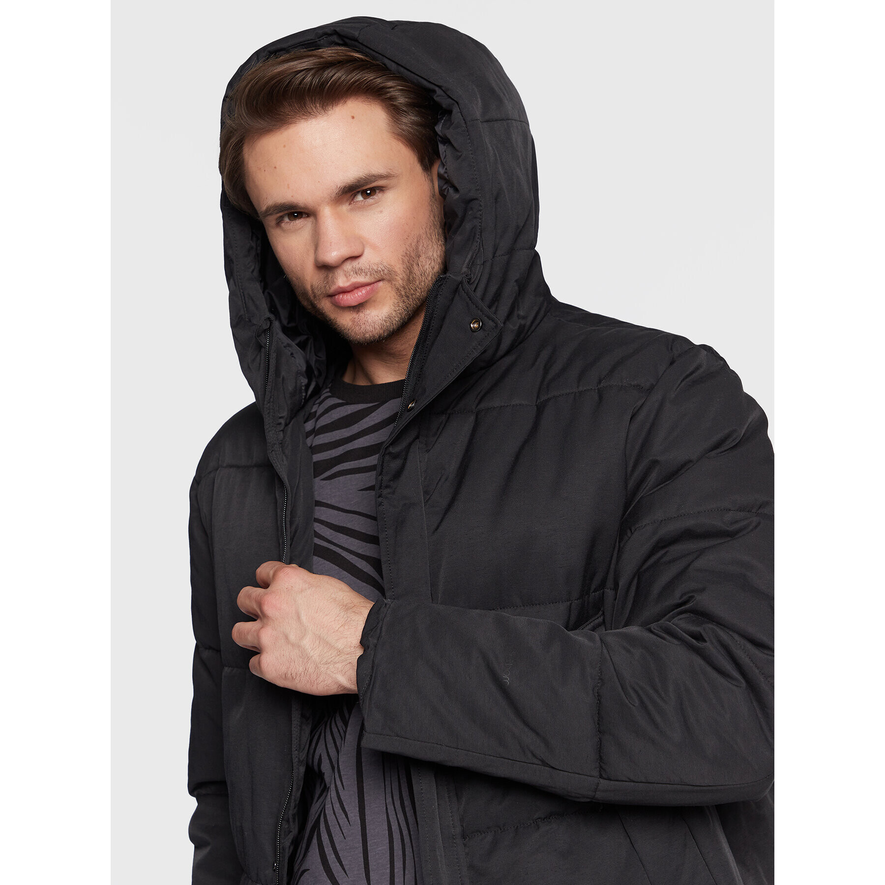 Outhorn Geacă din puf TDJAM019 Negru Relaxed Fit - Pled.ro