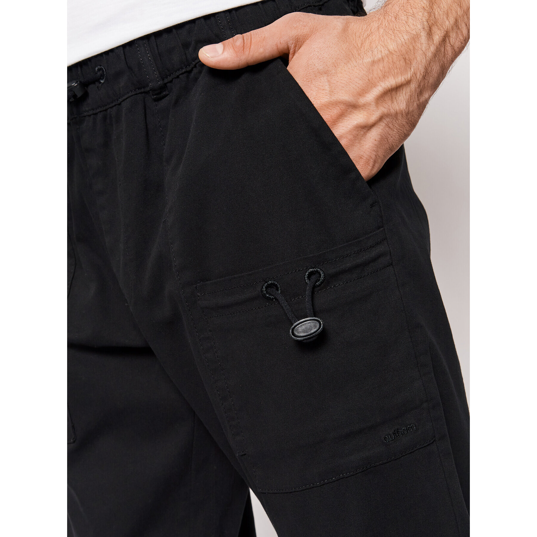 Outhorn Joggers SPMC601 Negru Relaxed Fit - Pled.ro