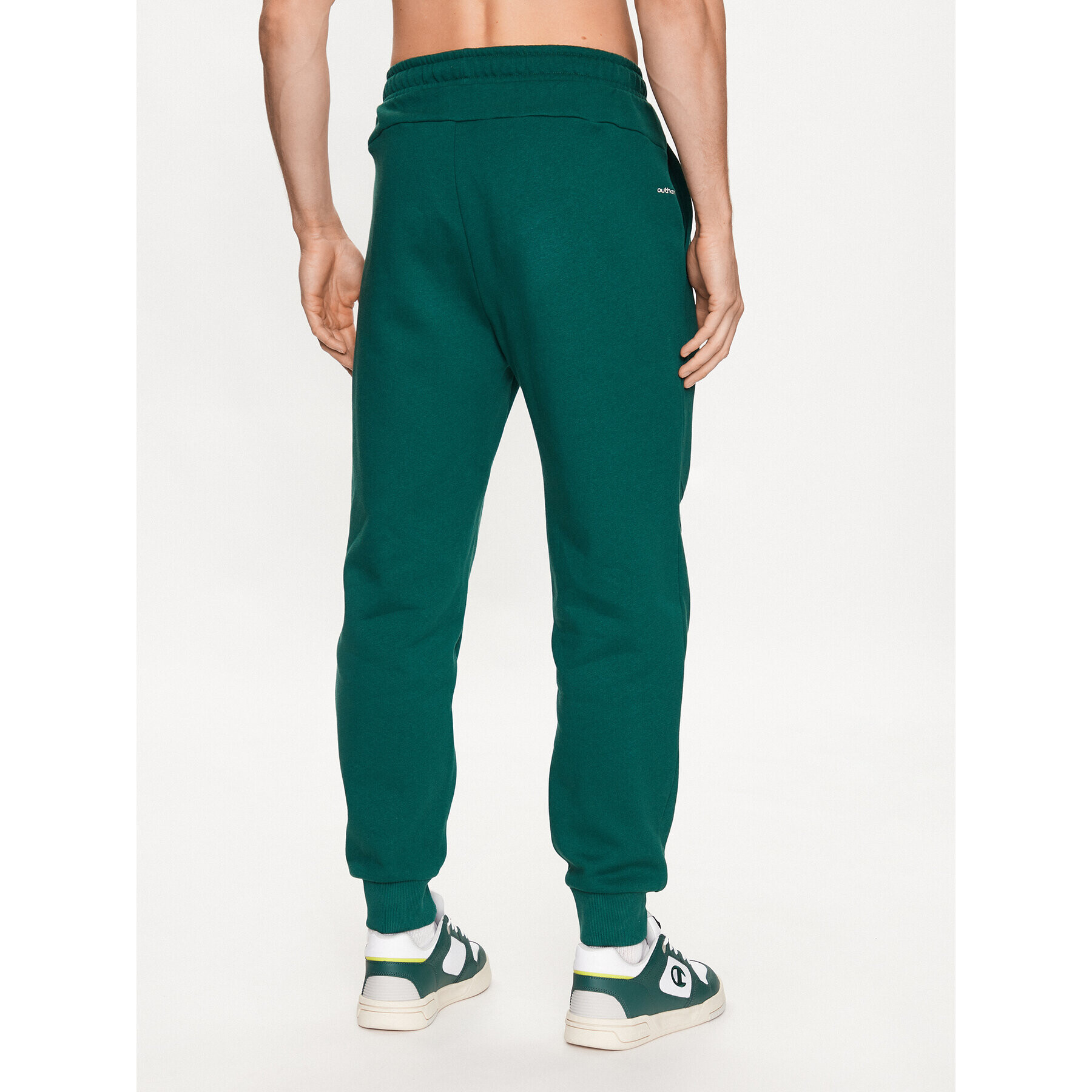 Outhorn Pantaloni trening OTHSS23TTROM189 Verde Regular Fit - Pled.ro