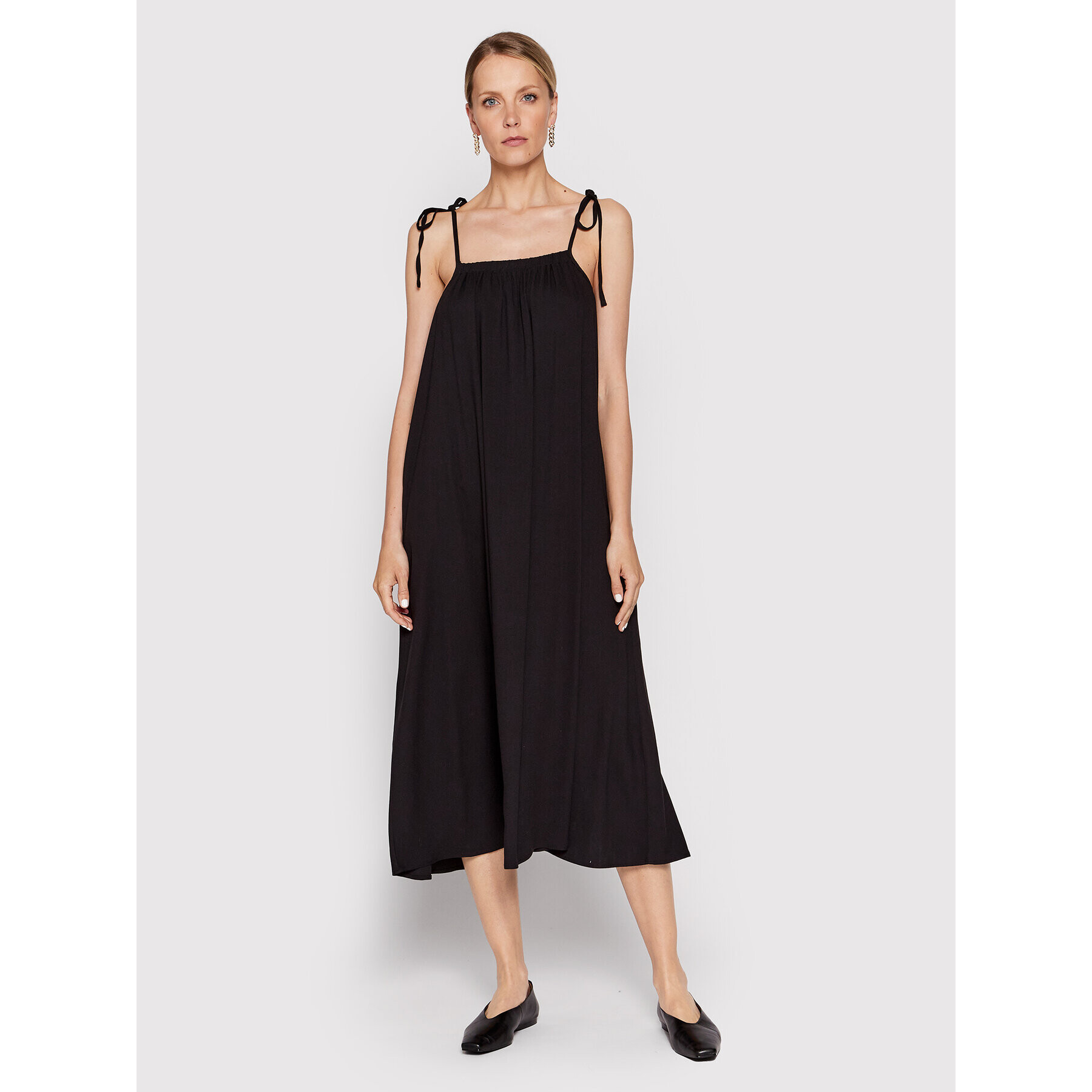 Outhorn Rochie de vară SUDD602 Negru Relaxed Fit - Pled.ro