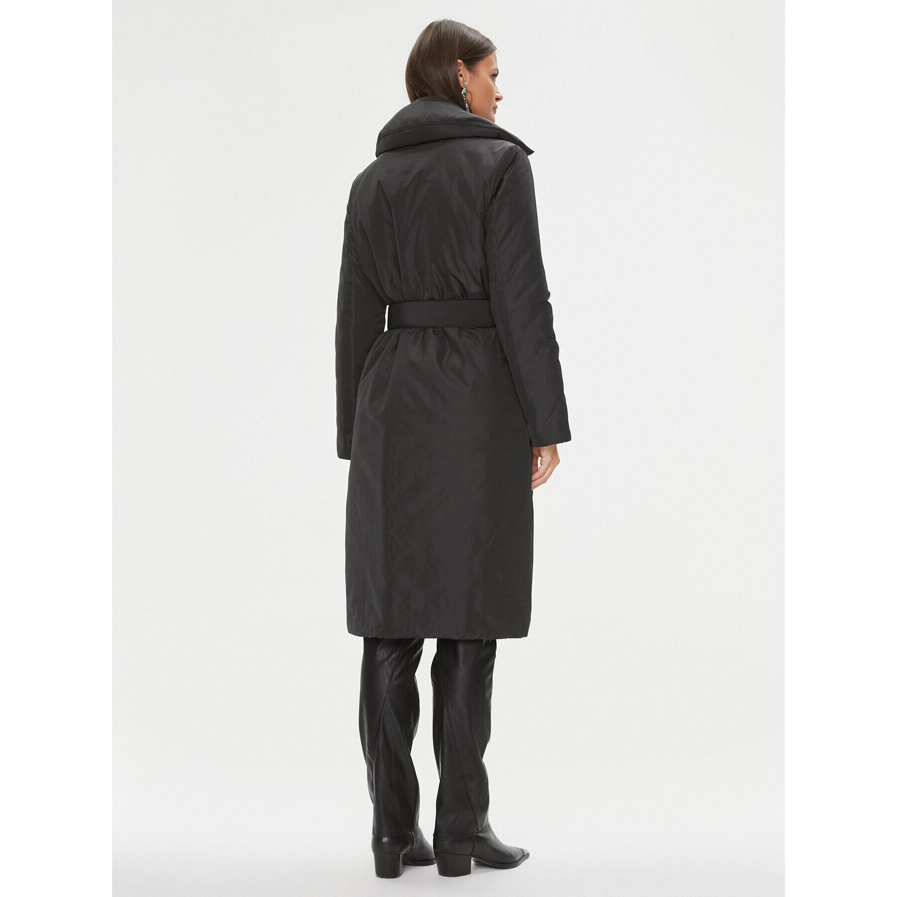 Patrizia Pepe Geacă de iarnă 2O0124/A358-K103 Negru Regular Fit - Pled.ro