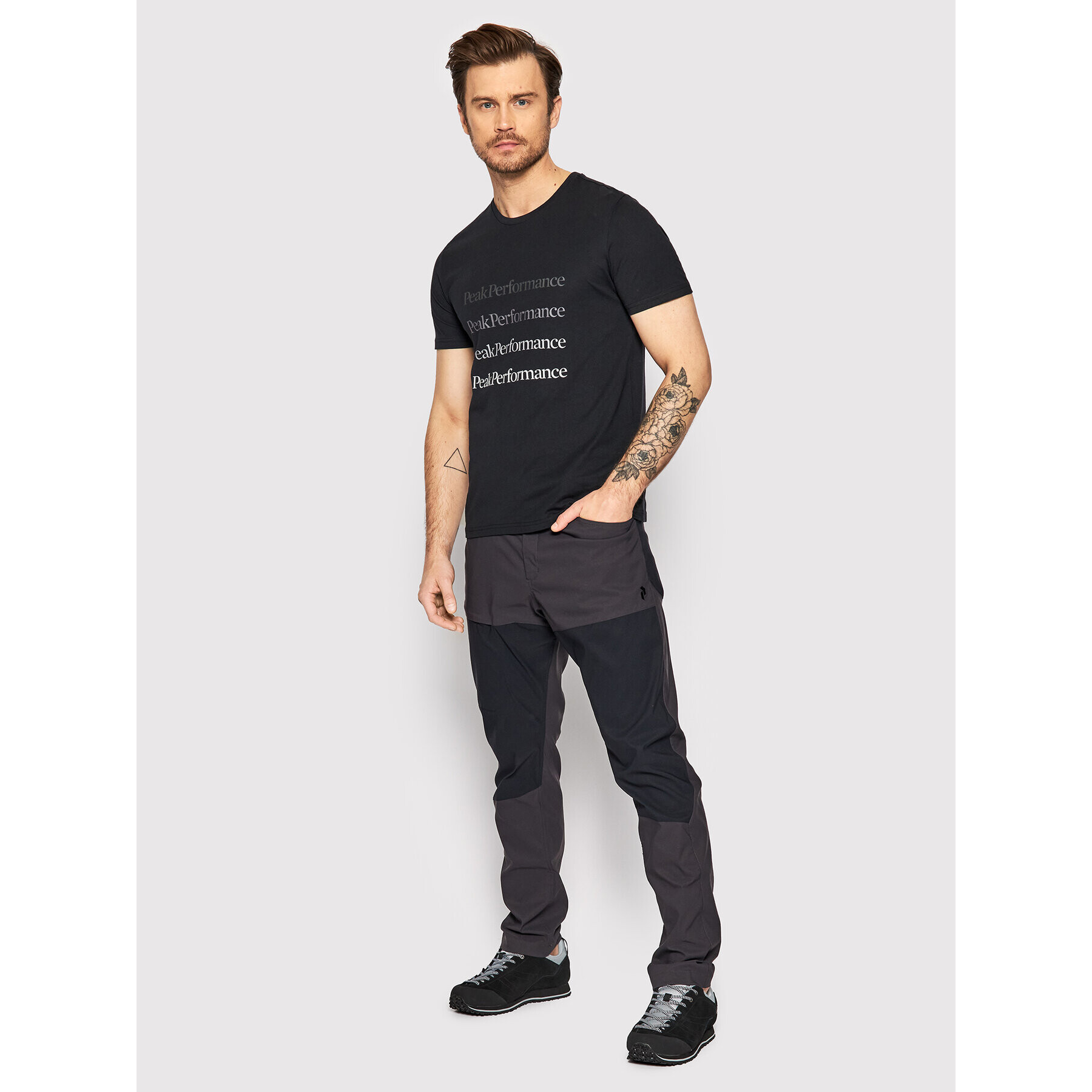 Peak Performance Tricou Ground G77284060 Negru Regular Fit - Pled.ro