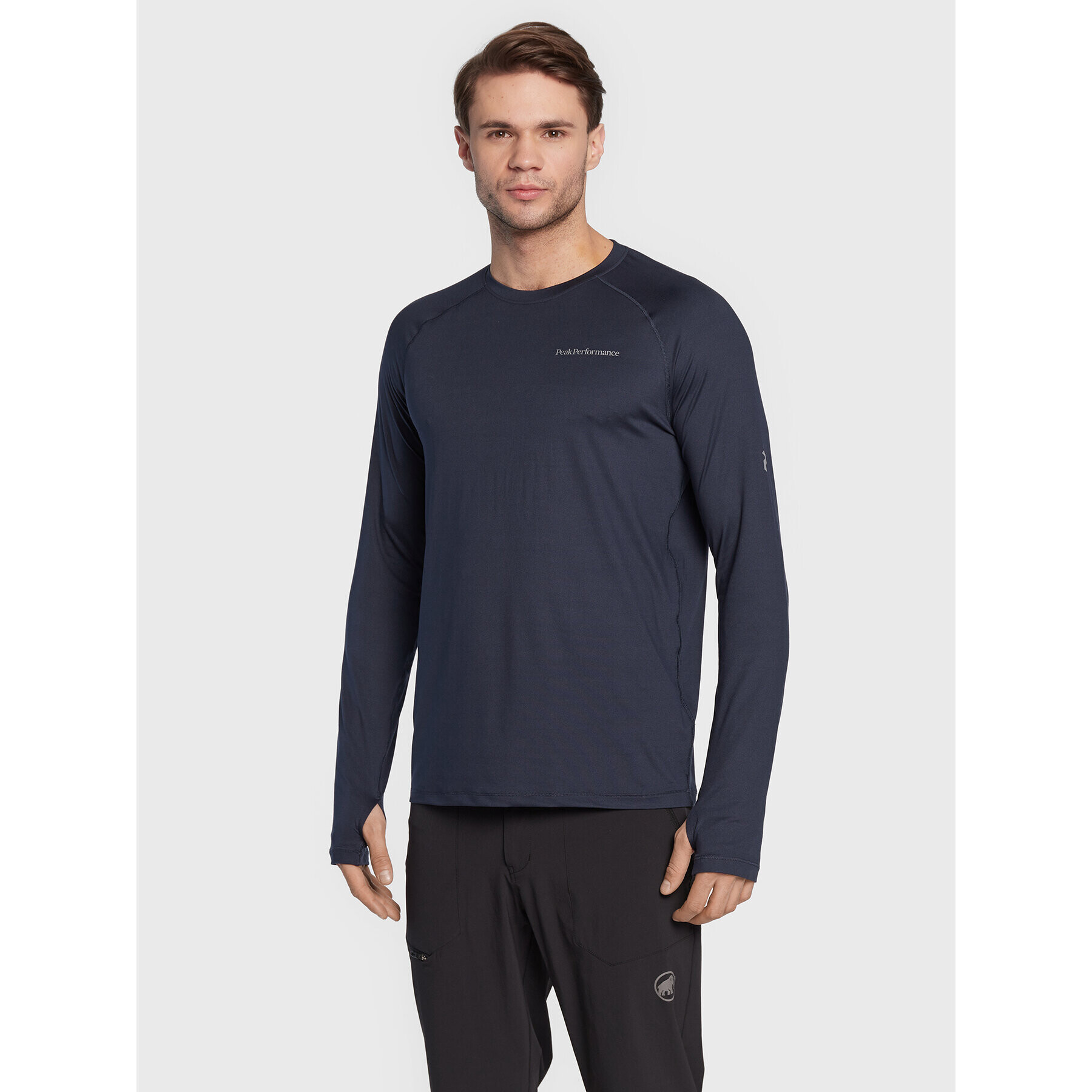 Peak Performance Tricou tehnic Spirit Crew G77915010 Bleumarin Regular Fit - Pled.ro