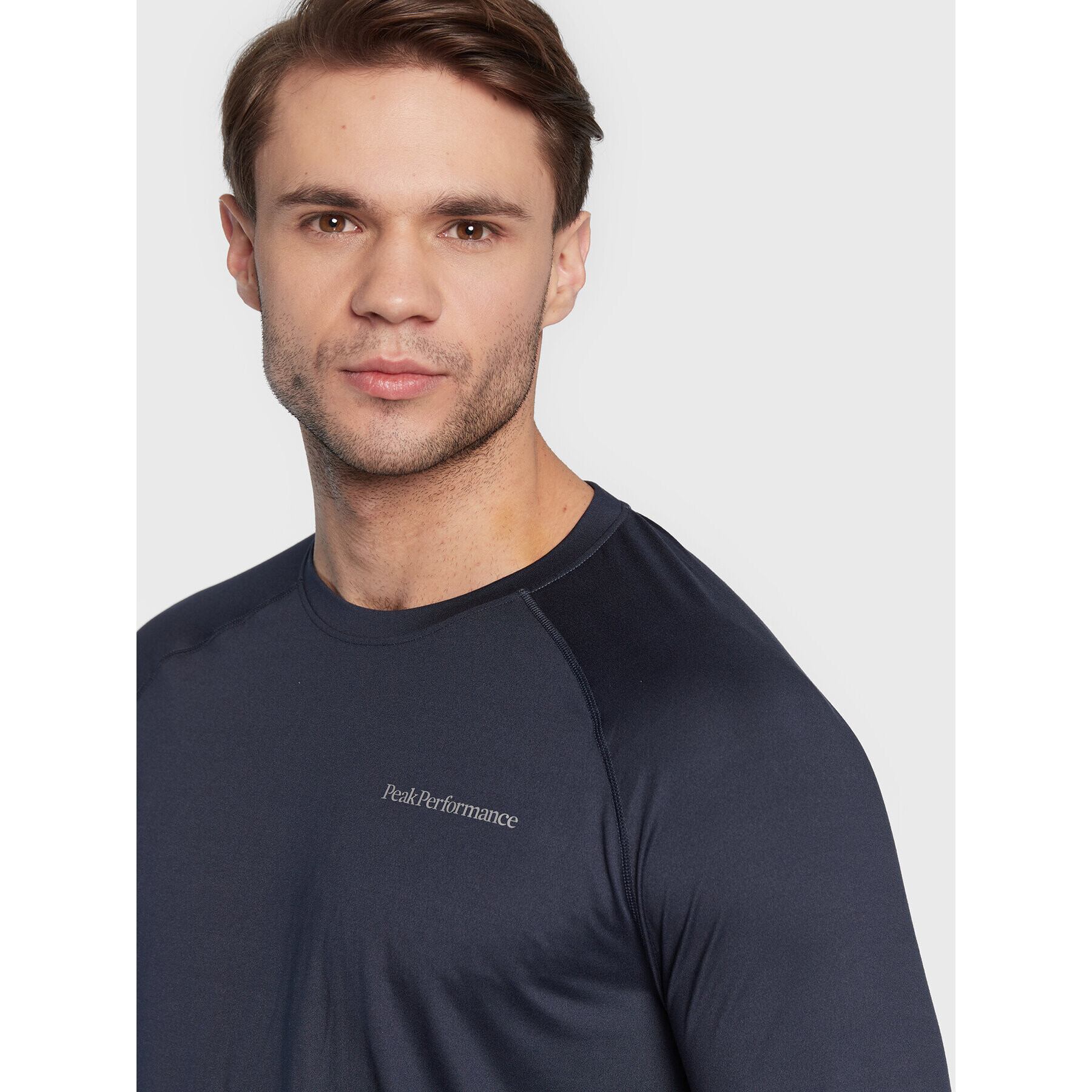 Peak Performance Tricou tehnic Spirit Crew G77915010 Bleumarin Regular Fit - Pled.ro