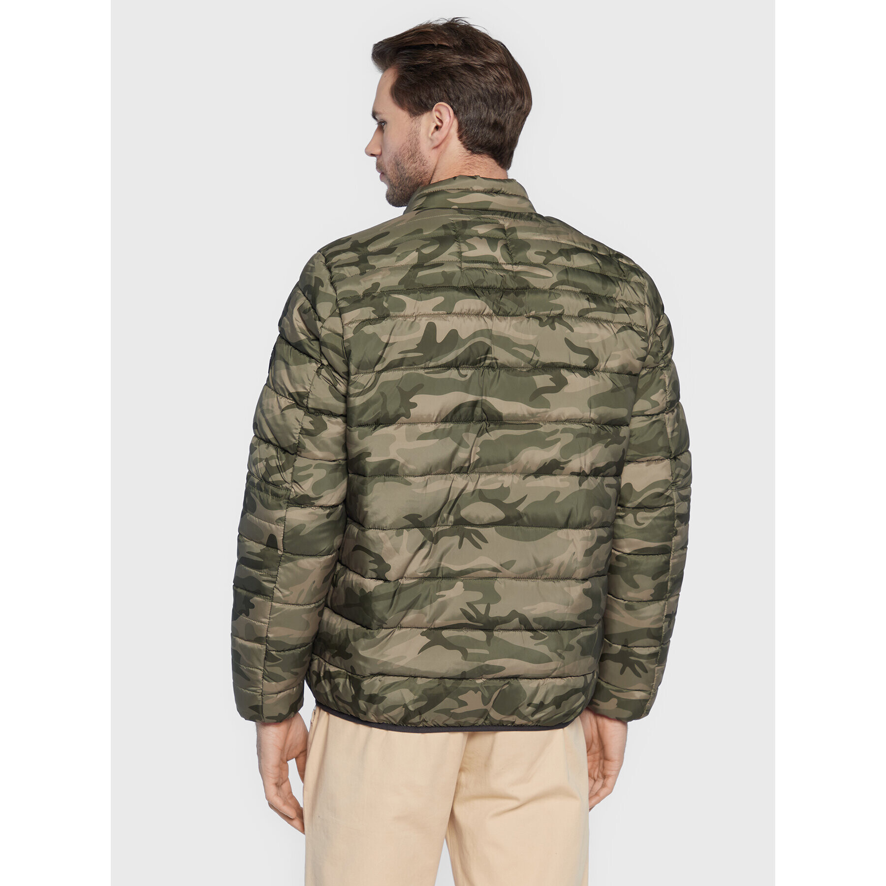 Pepe Jeans Geacă din puf Jack Camo PM402588 Verde Regular Fit - Pled.ro