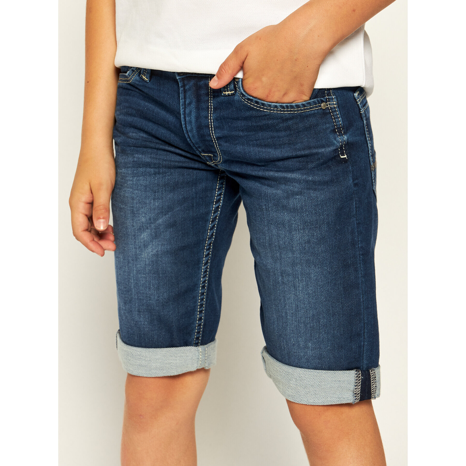 Pepe Jeans Pantaloni scurți de blugi Cashed PB800333 Bleumarin Regular Fit - Pled.ro