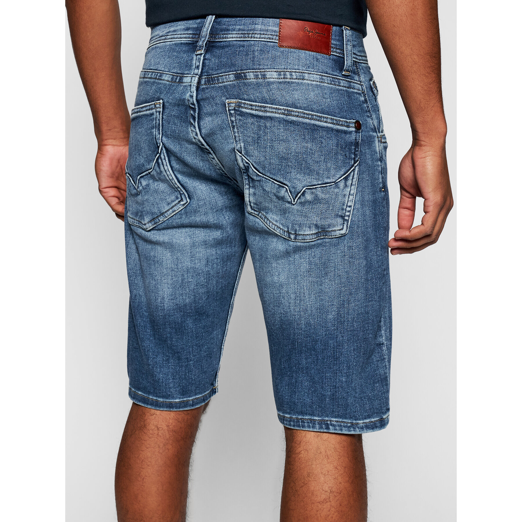 Pepe Jeans Pantaloni scurți de blugi Track PM800487 Bleumarin Regular Fit - Pled.ro