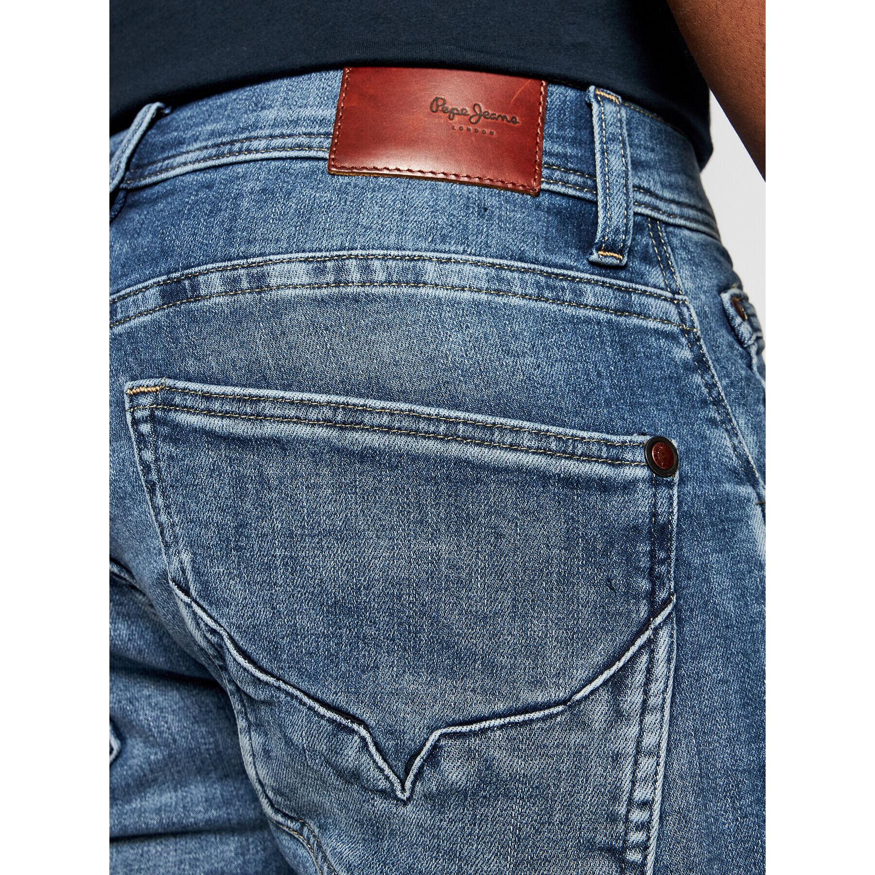 Pepe Jeans Pantaloni scurți de blugi Track PM800487 Bleumarin Regular Fit - Pled.ro