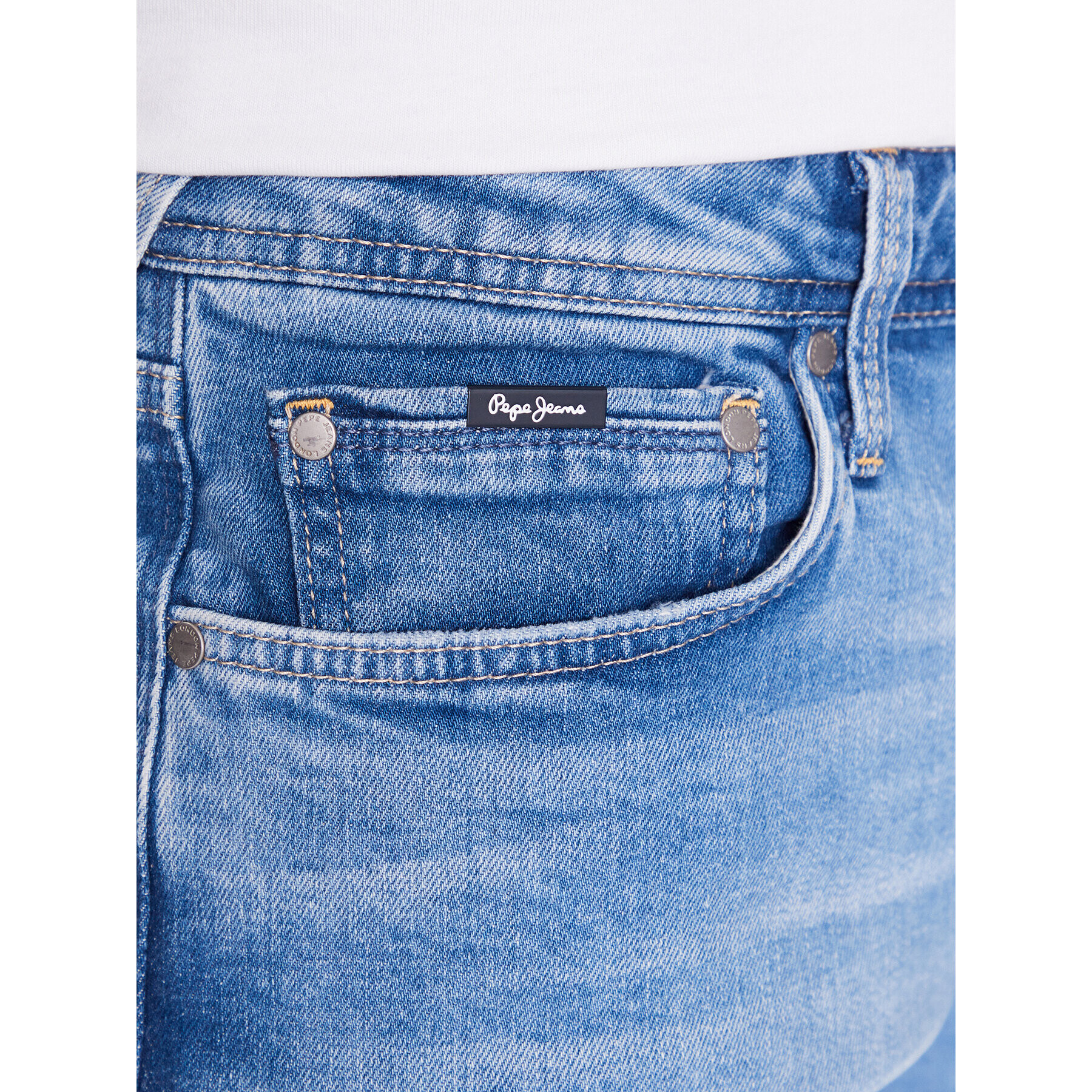 Pepe Jeans Pantaloni scurți de blugi Stanley Short PM800940VT5 Albastru Tapered Fit - Pled.ro