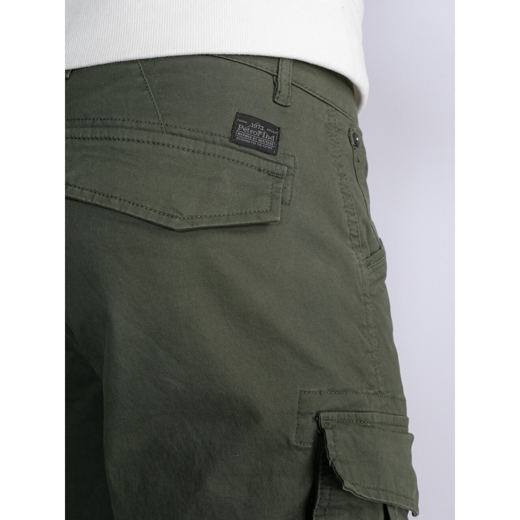 Petrol Industries Pantaloni din material M-3030-TRO581 Verde Slim Fit - Pled.ro