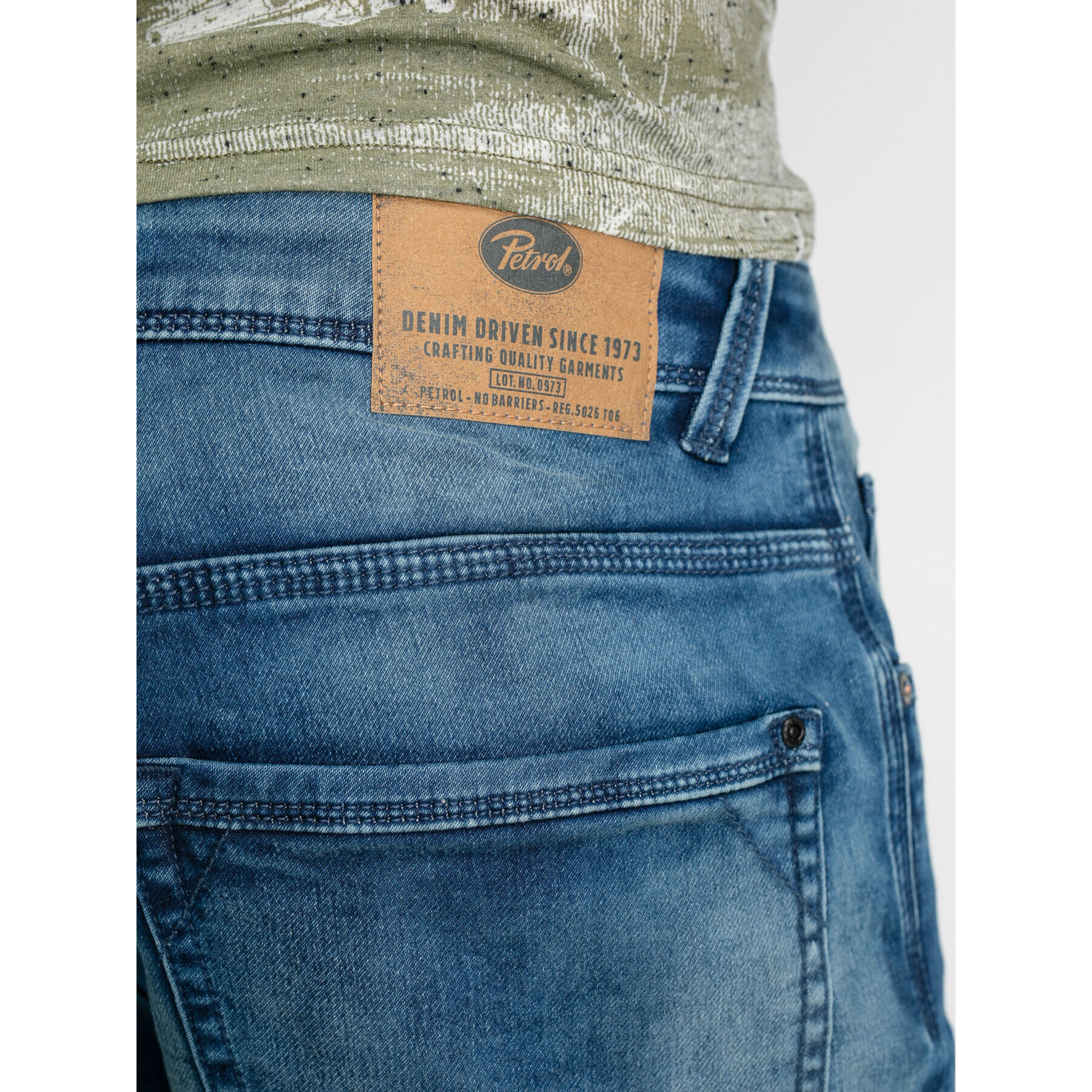 Petrol Industries Pantaloni scurți de blugi M-1030-SHO001 Albastru Regular Fit - Pled.ro