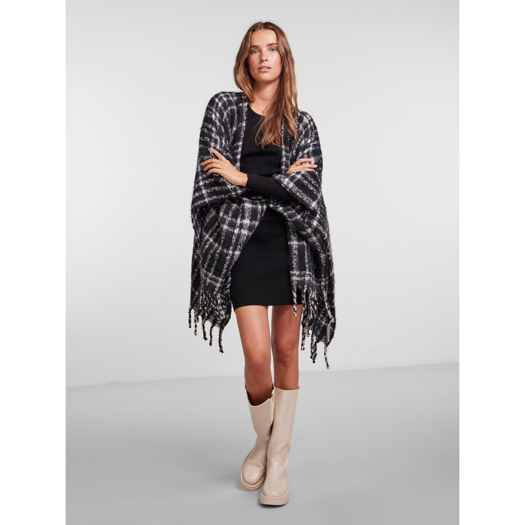 Pieces Poncho Pcariana 17130180 Negru Oversize - Pled.ro