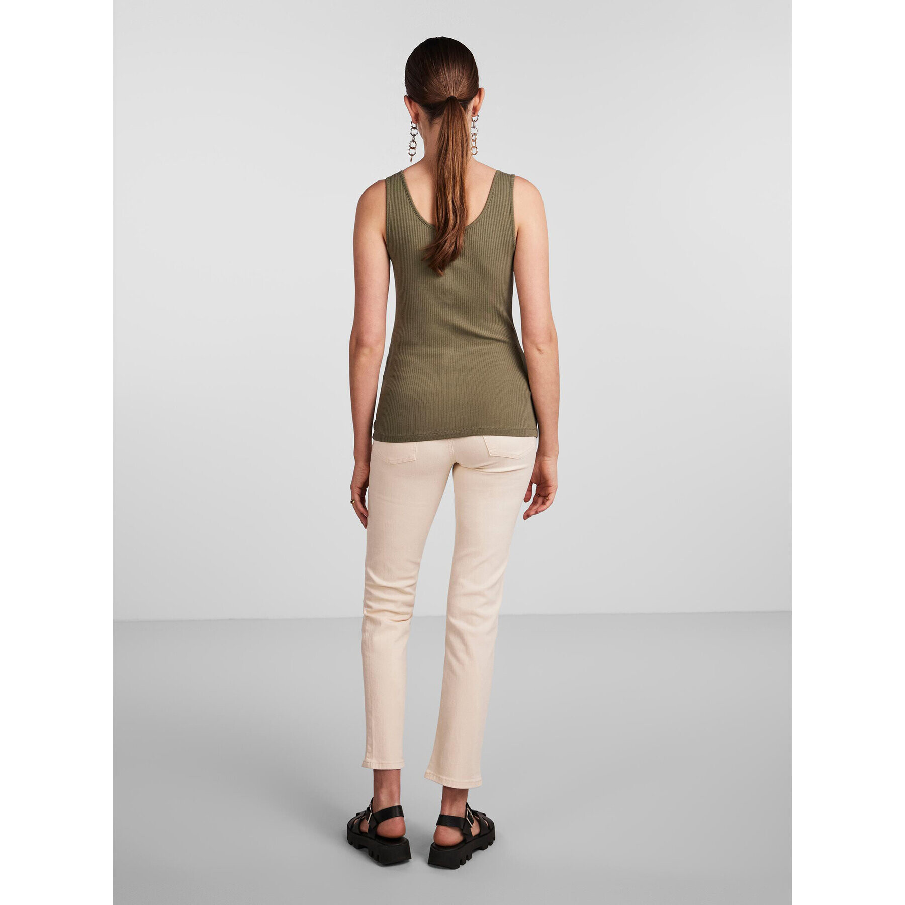 Pieces Top 17101438 Verde Slim Fit - Pled.ro