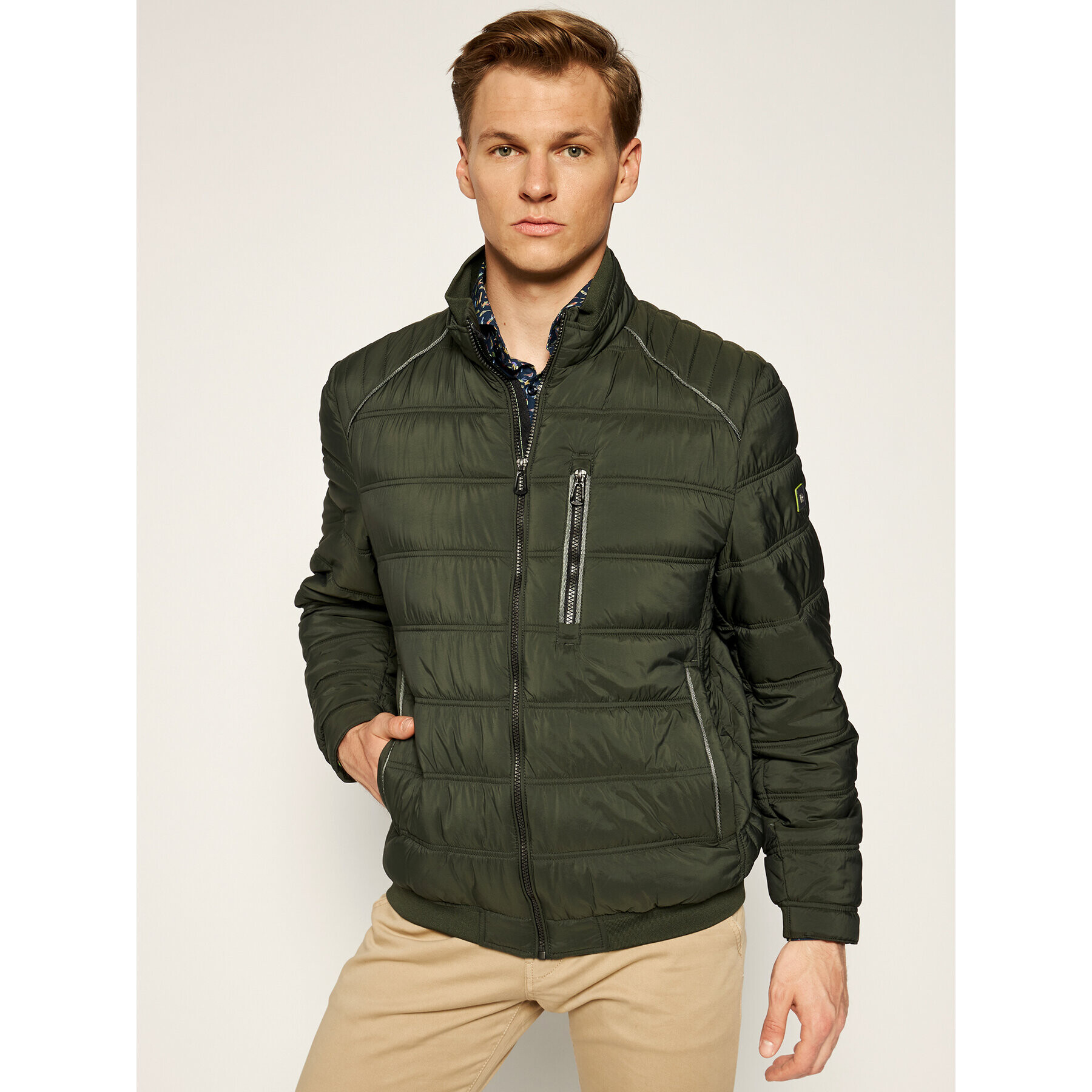 Pierre Cardin Geacă din puf 69020 Verde Regular Fit - Pled.ro