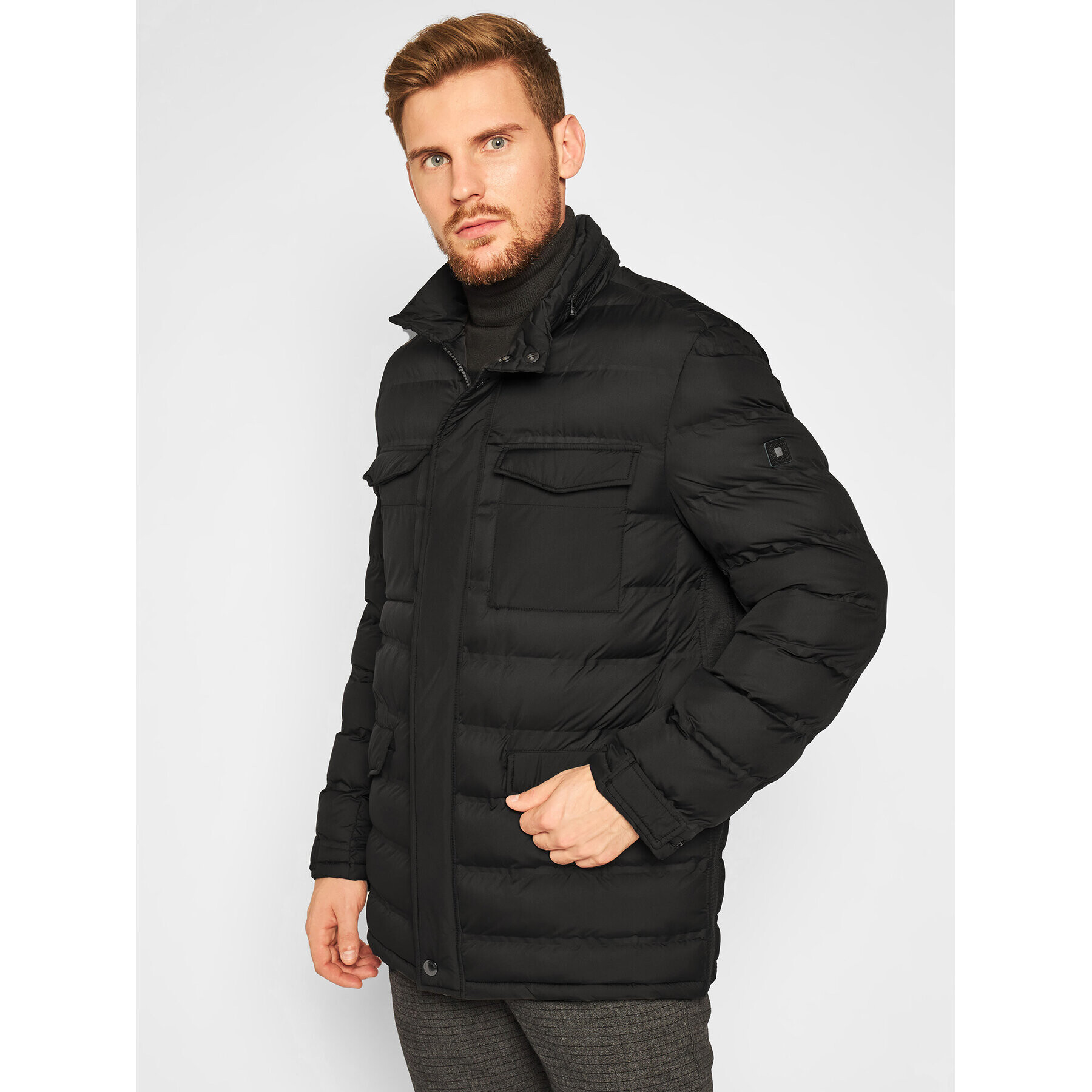 Pierre Cardin Geacă din puf 71050/000/4740 Negru Regular Fit - Pled.ro