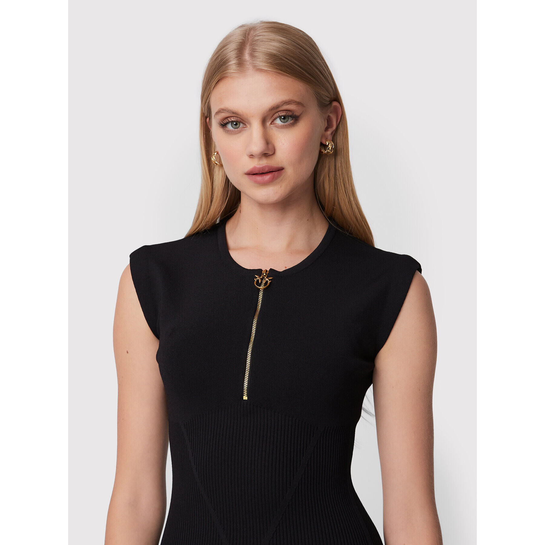 Pinko Rochie tricotată Sake 1G17VH Y42R Negru Regular Fit - Pled.ro