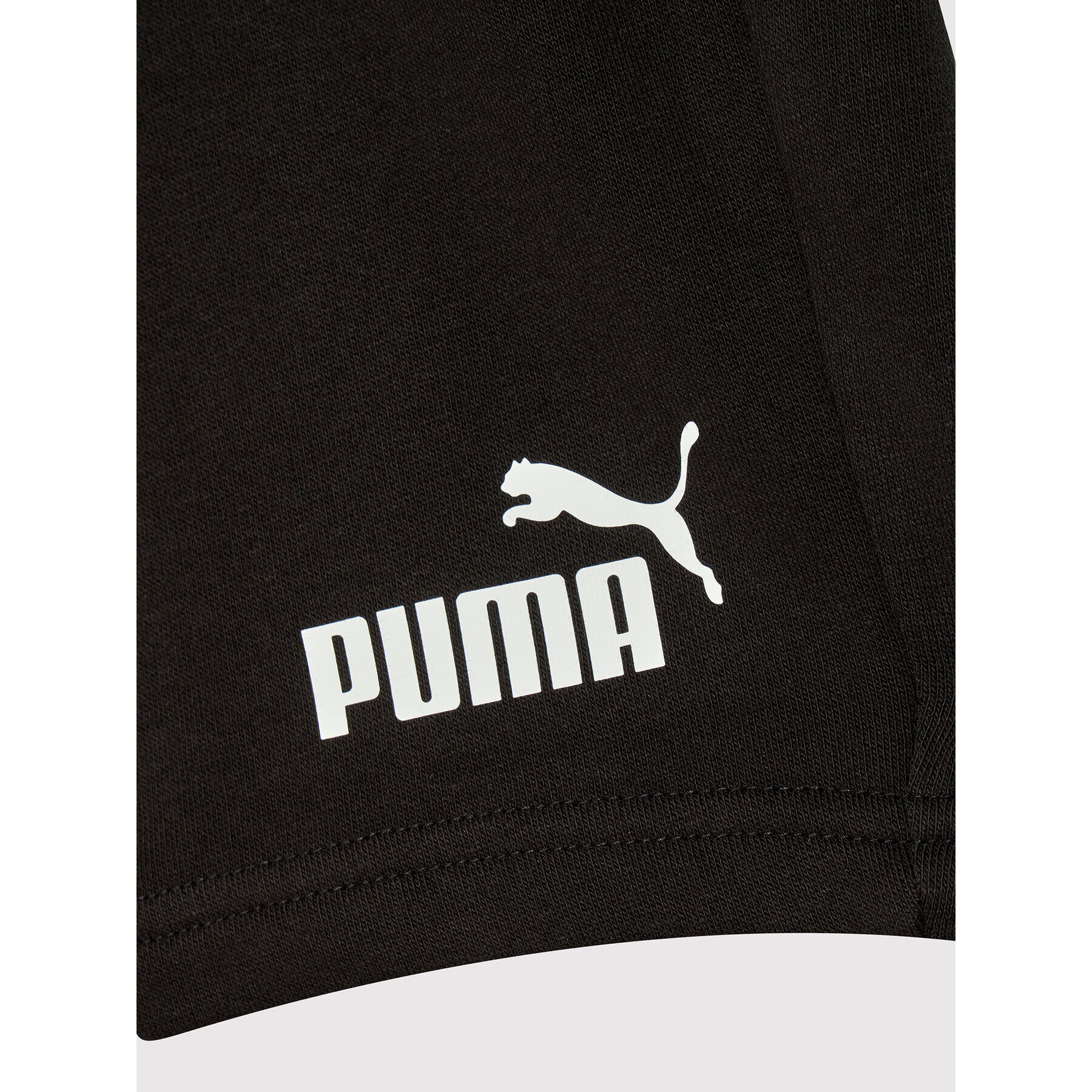 Puma Pantaloni scurți sport Essentials 586972 Negru Regular Fit - Pled.ro