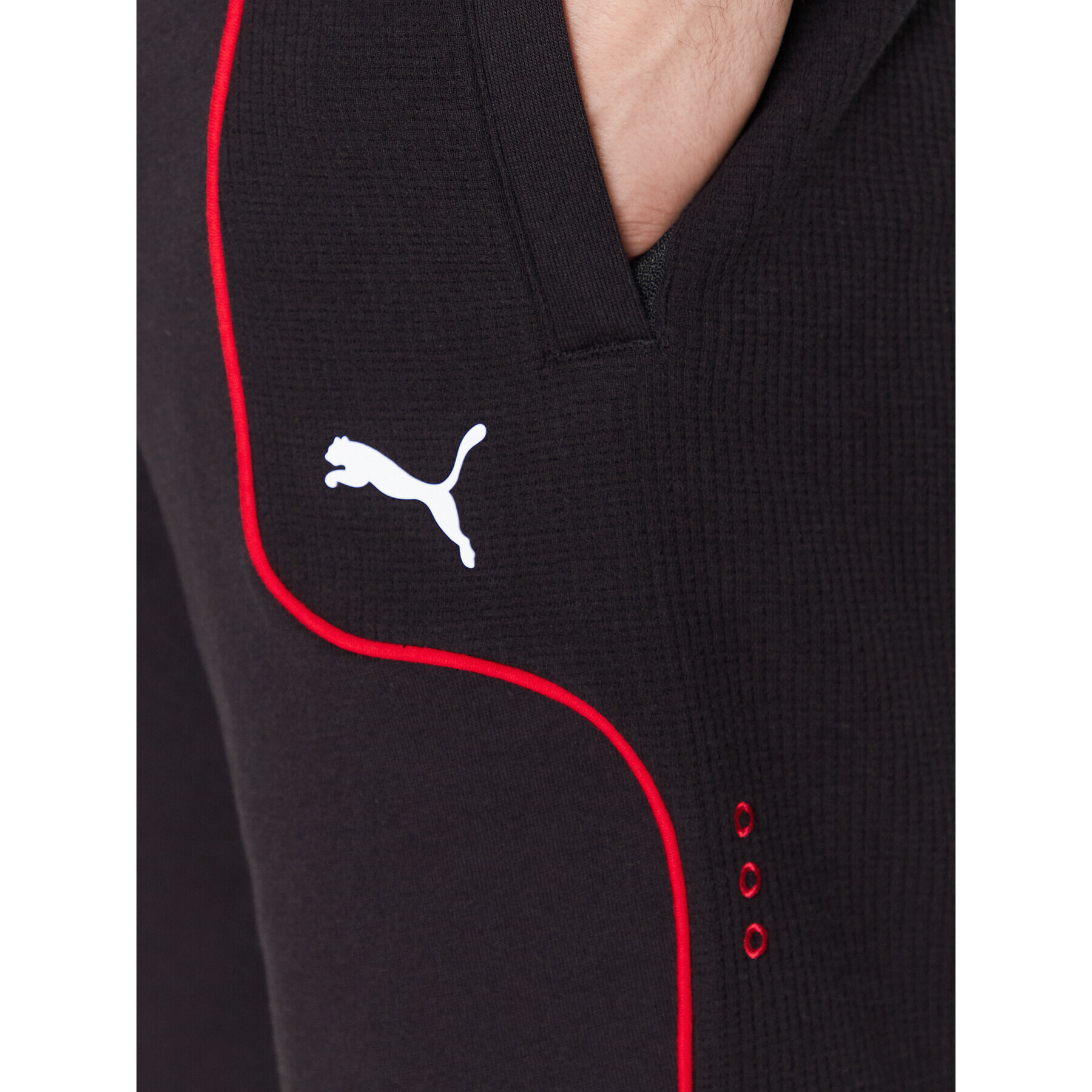 Puma Pantaloni scurți sport Ferrari Race 538167 Negru Regular Fit - Pled.ro