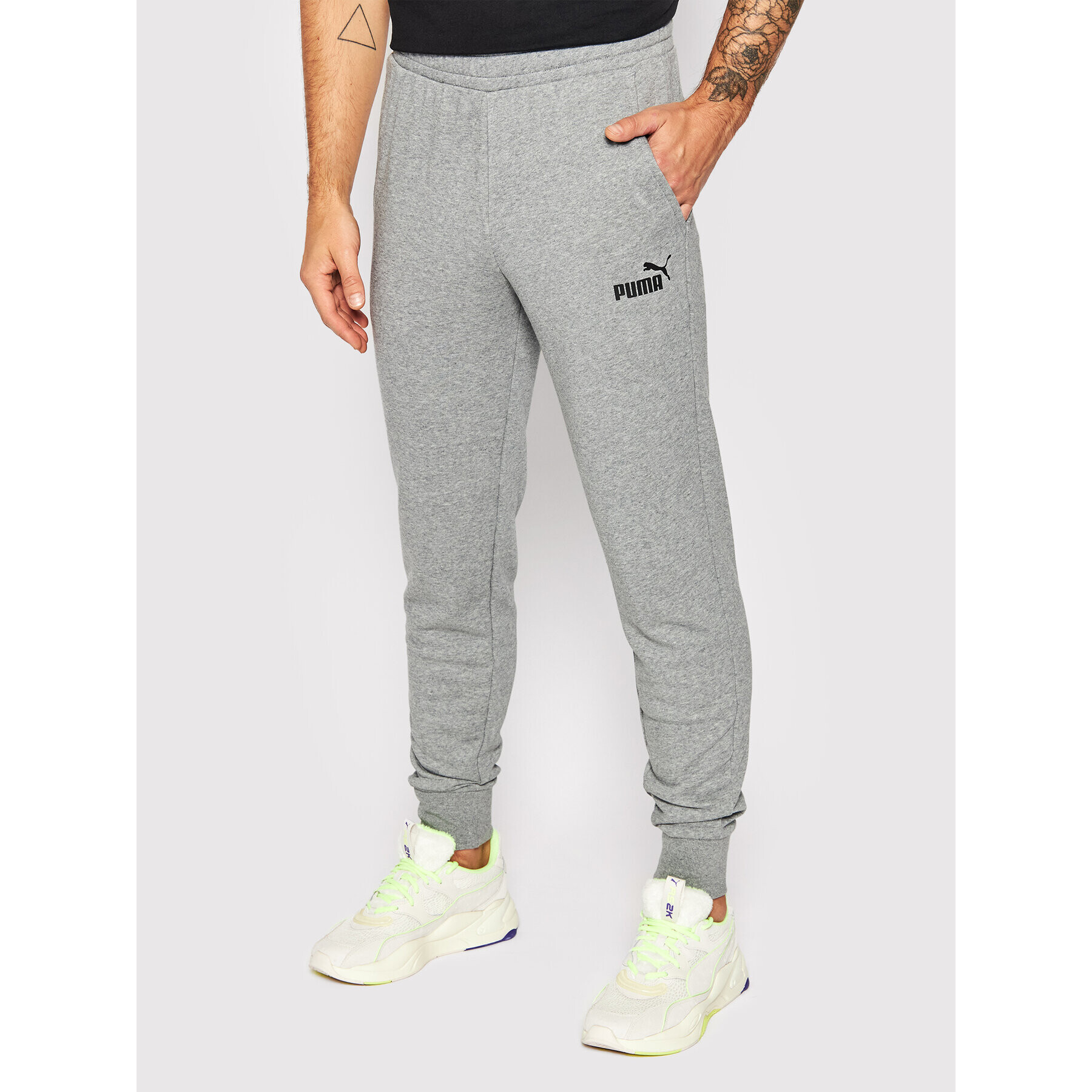 Puma Pantaloni trening Essential 586749 Gri Slim Fit - Pled.ro