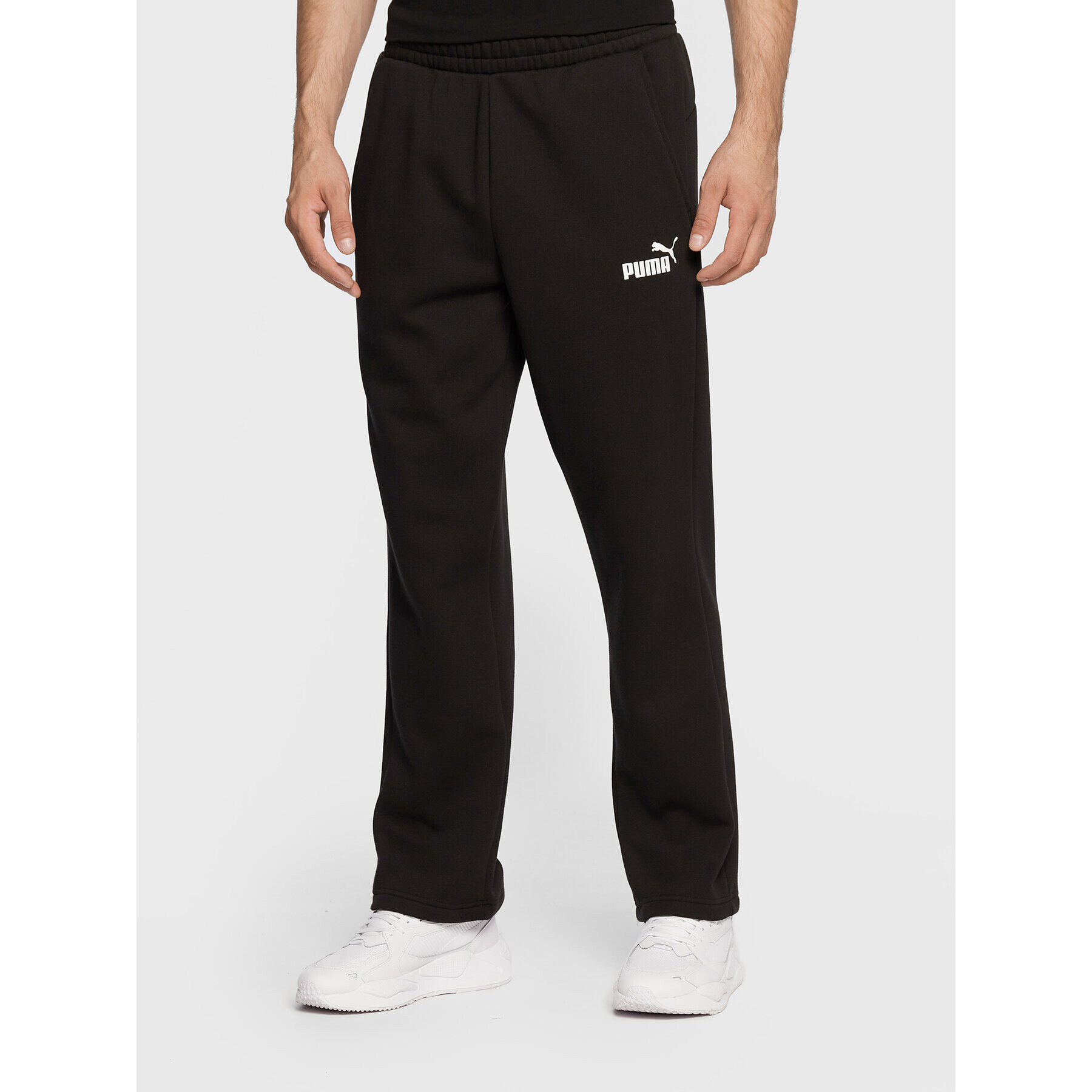 Puma Pantaloni trening Essentials Logo 586718 Negru Regular Fit - Pled.ro